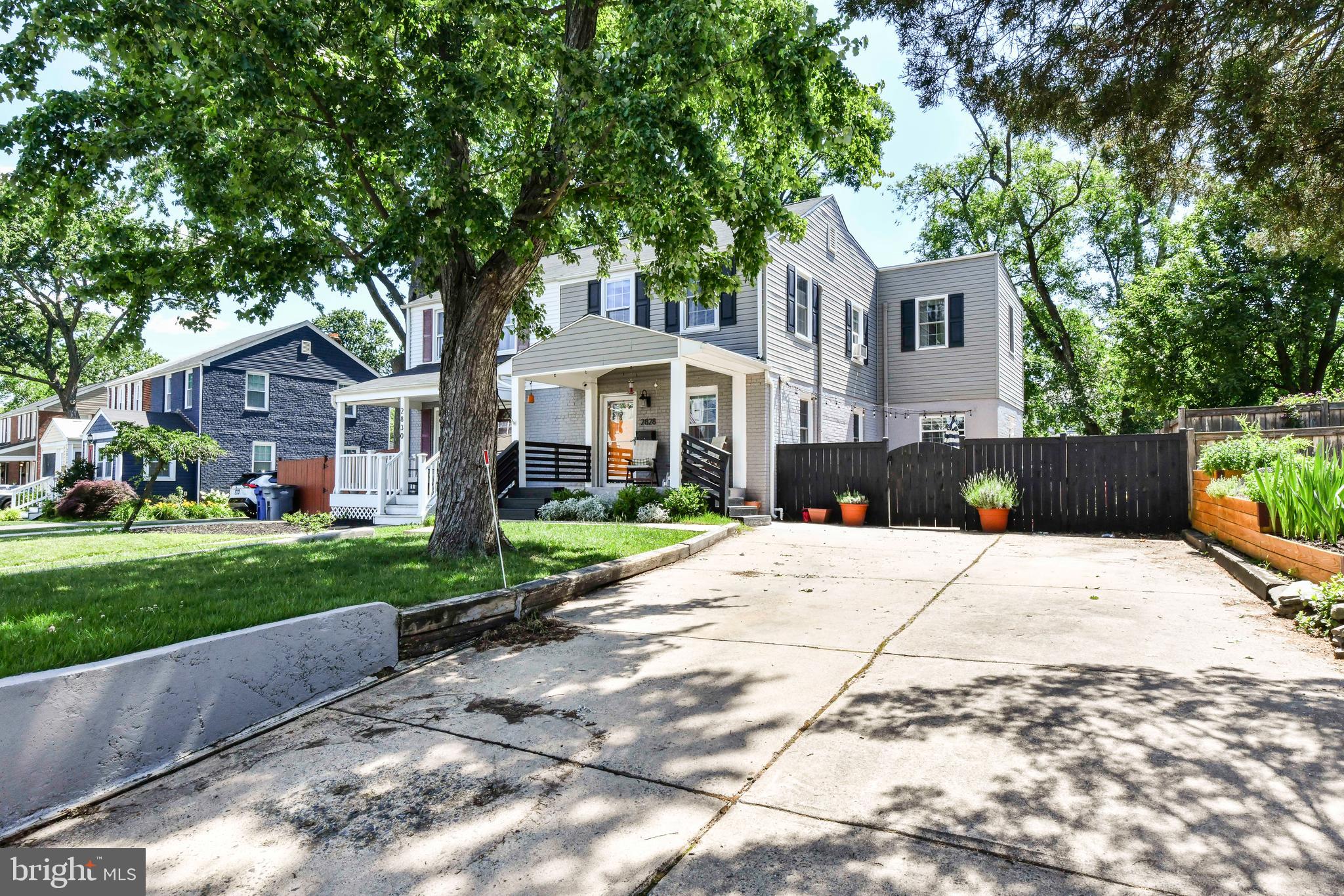 JEFFERSON MANOR - Residential Lease