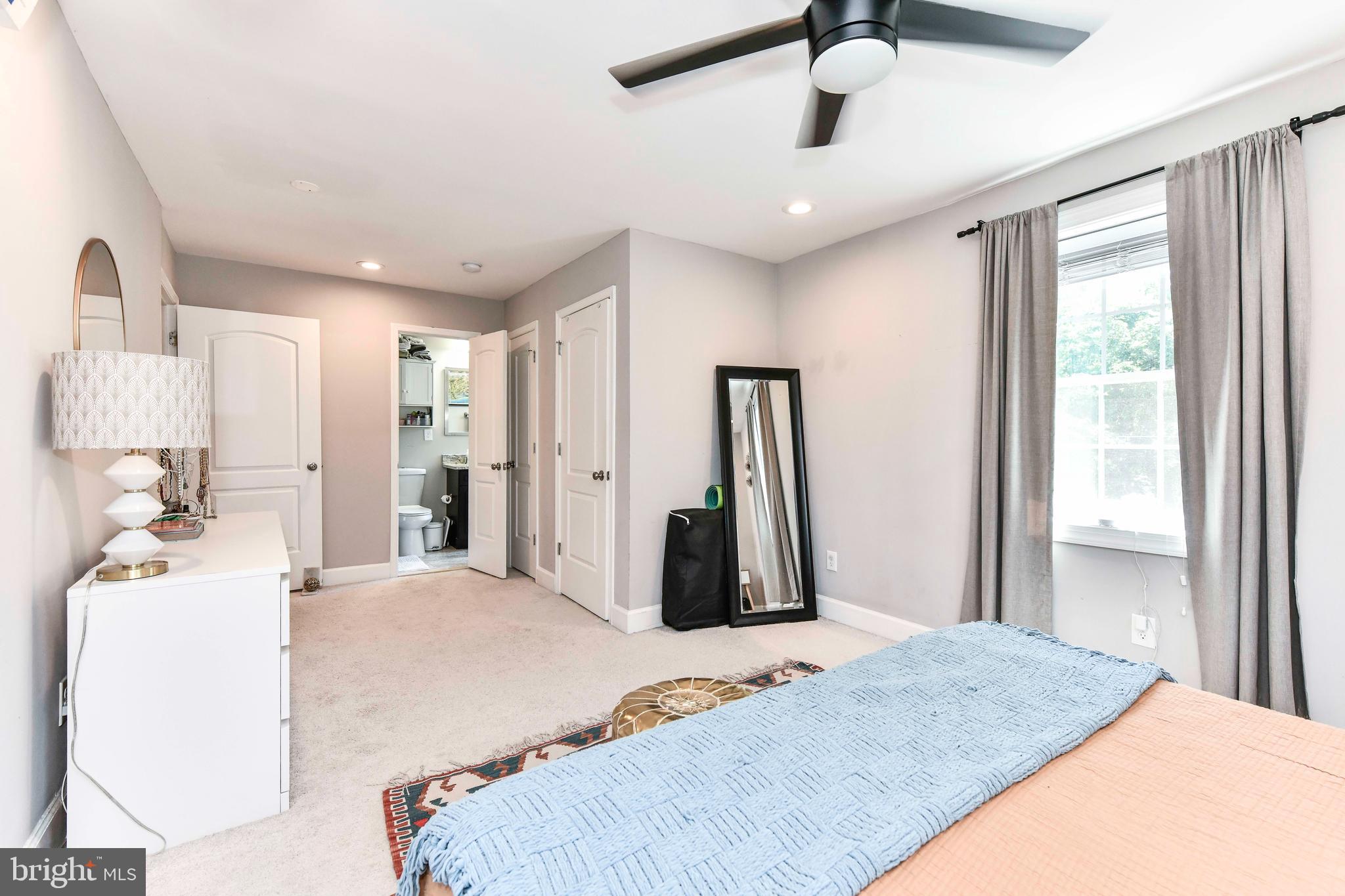JEFFERSON MANOR - Residential Lease