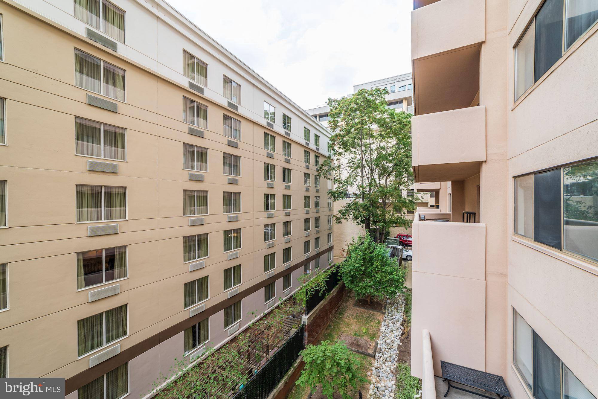 COURTHOUSE - Residential