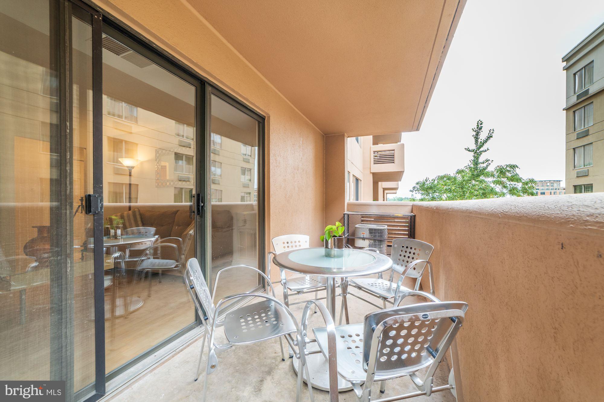 COURTHOUSE - Residential