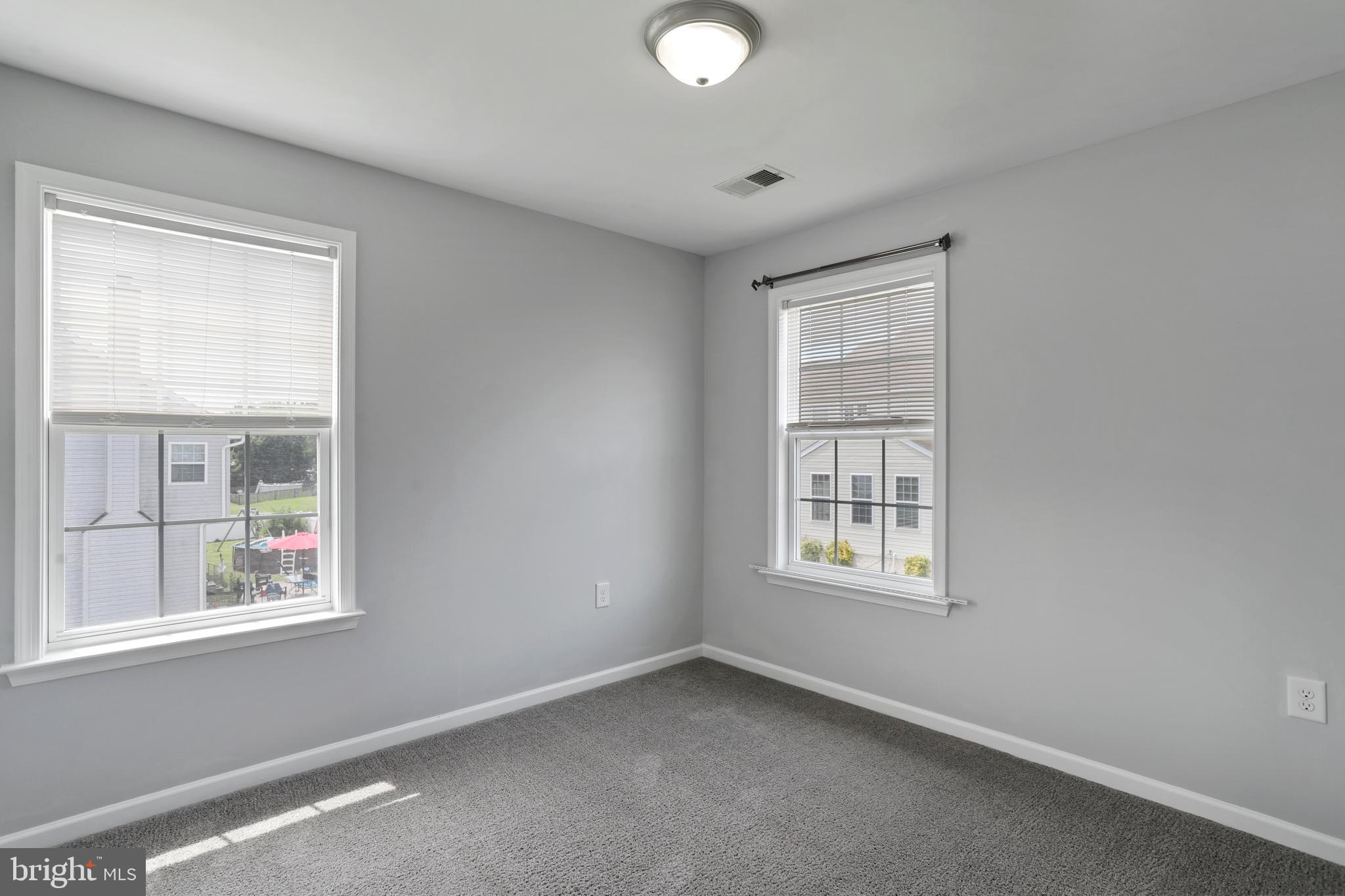 STONEBROOK VILLAGE - Residential