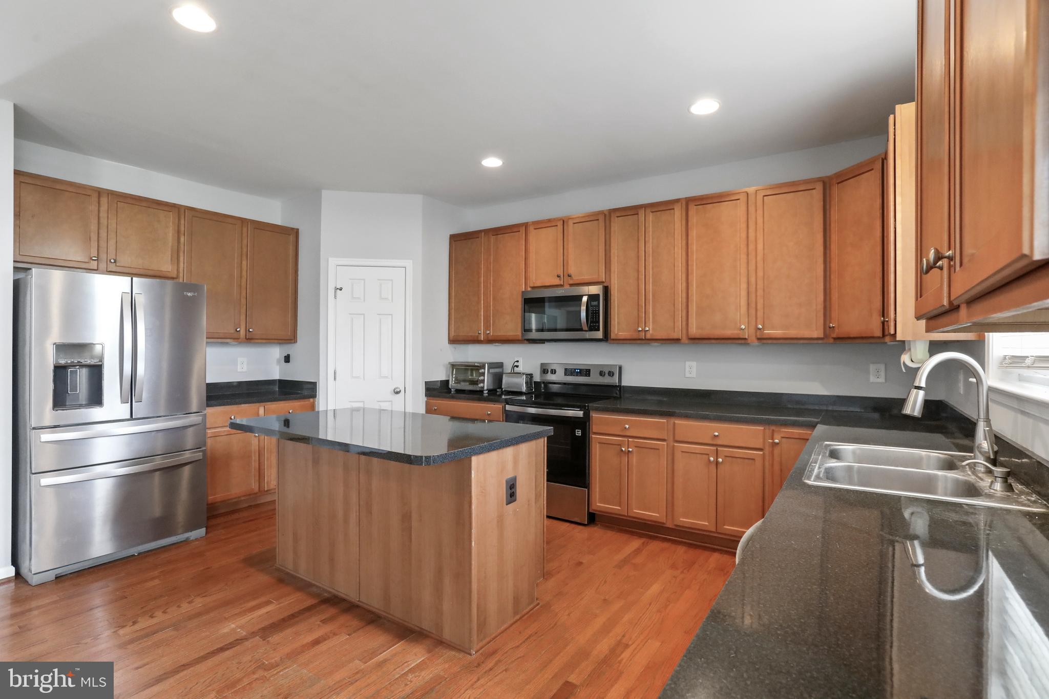 STONEBROOK VILLAGE - Residential