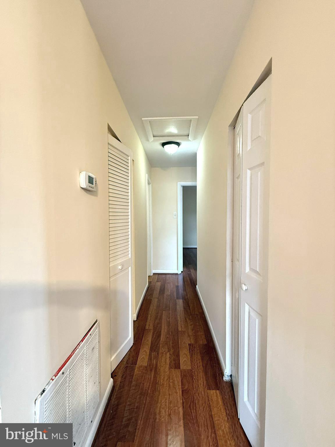 PINEWOOD PARK - Residential Lease