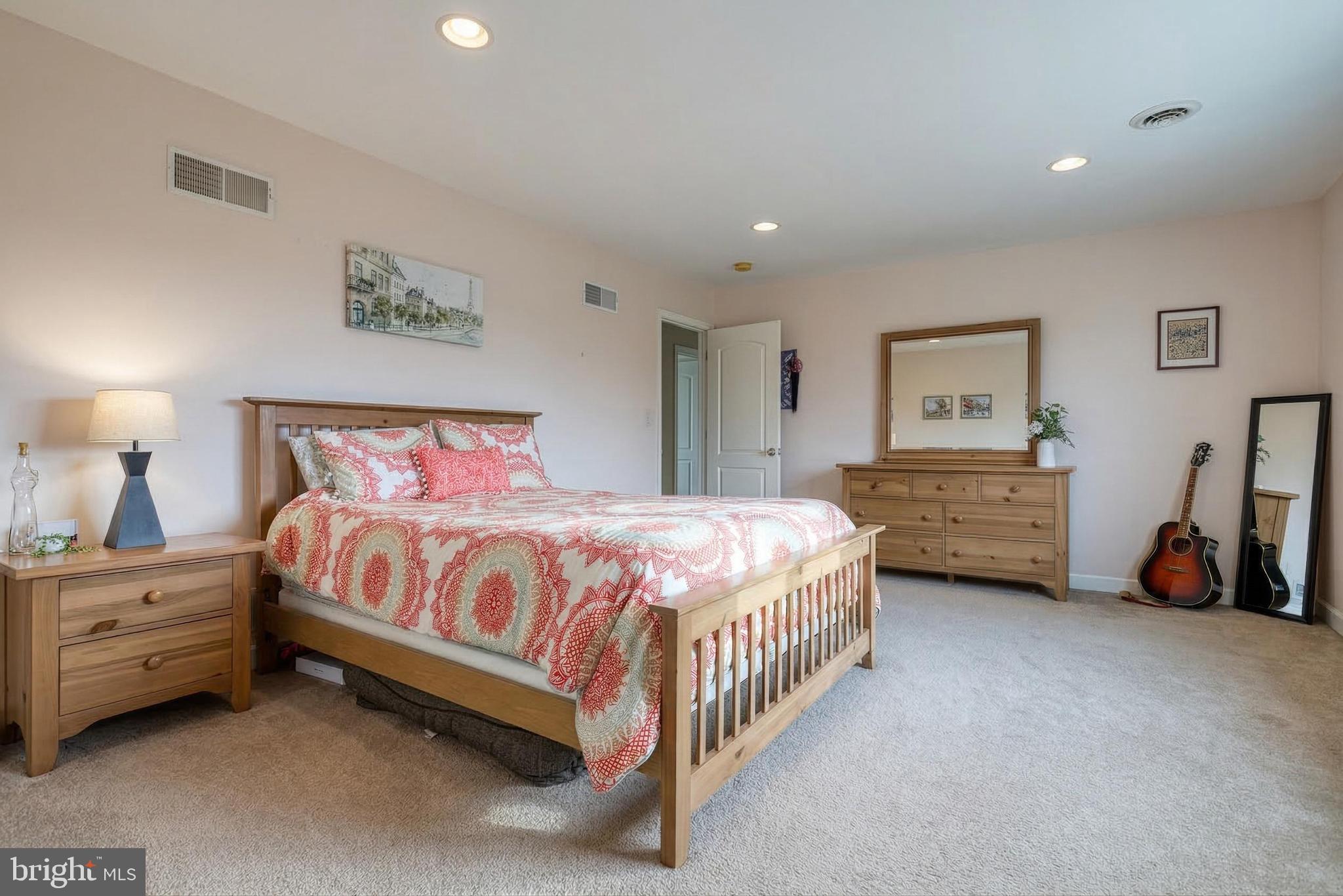 OLDE FORGE - Residential