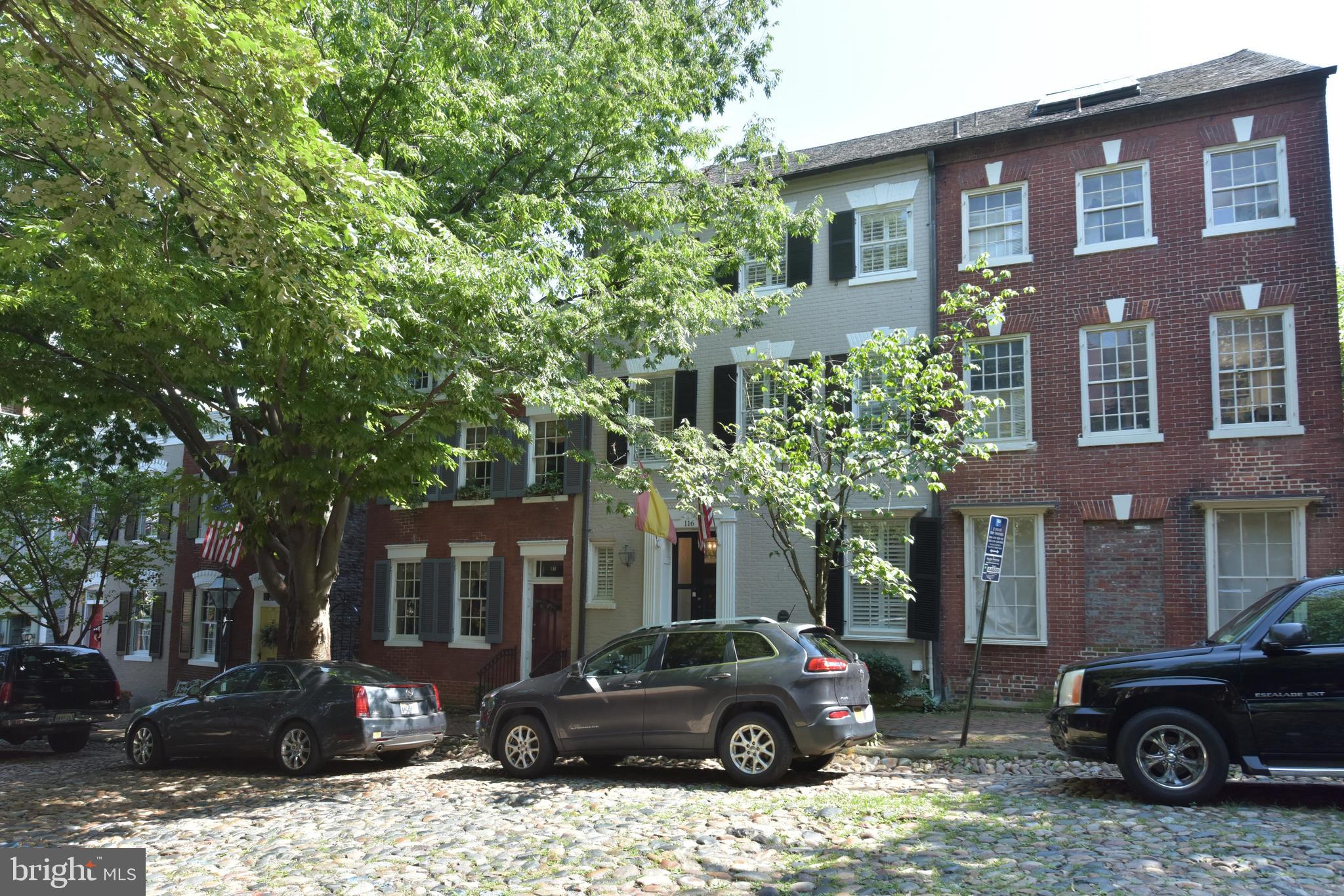 OLD TOWN - Residential