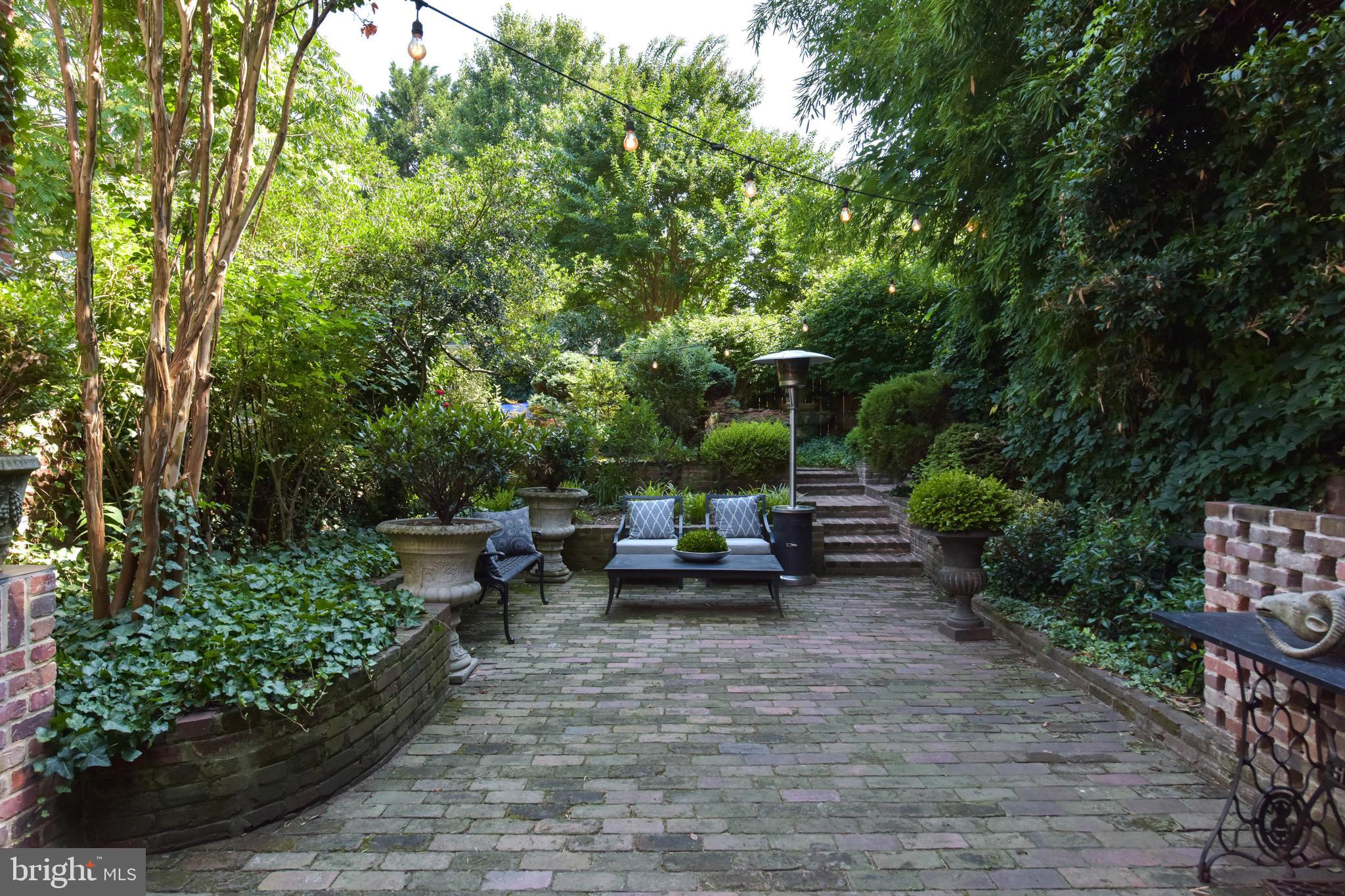 OLD TOWN - Residential