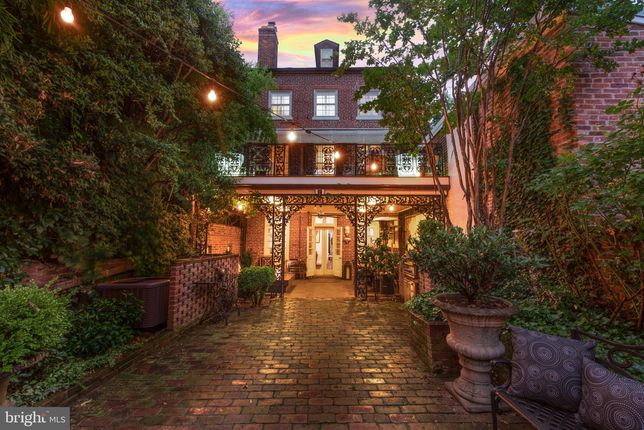 OLD TOWN - Residential