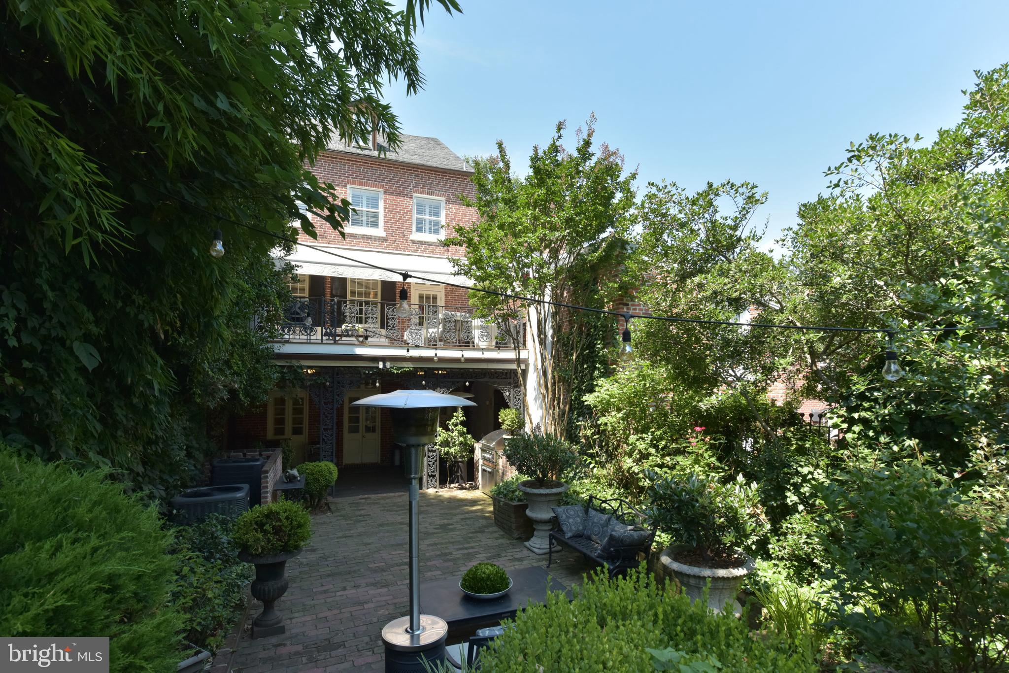 OLD TOWN - Residential