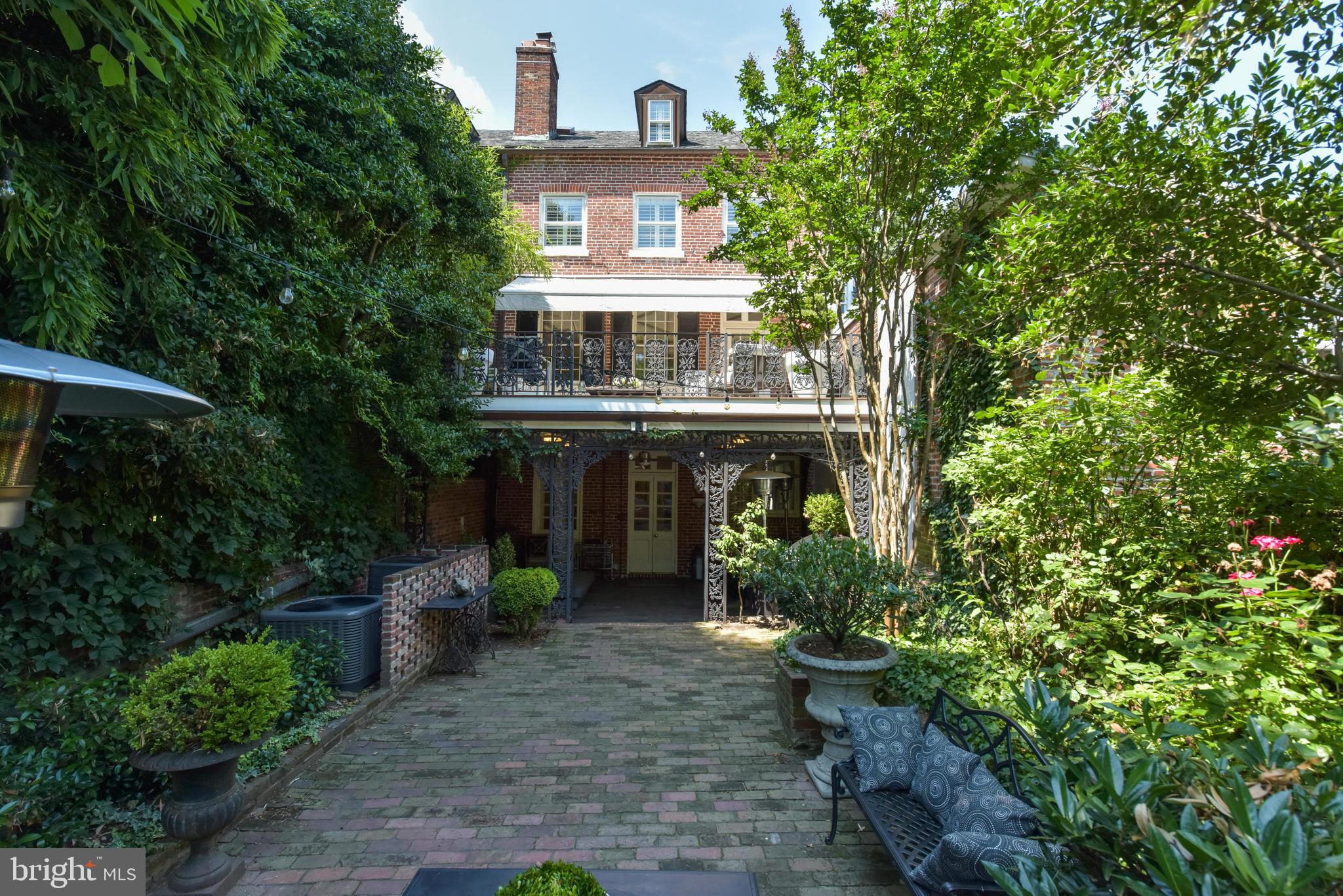 OLD TOWN - Residential