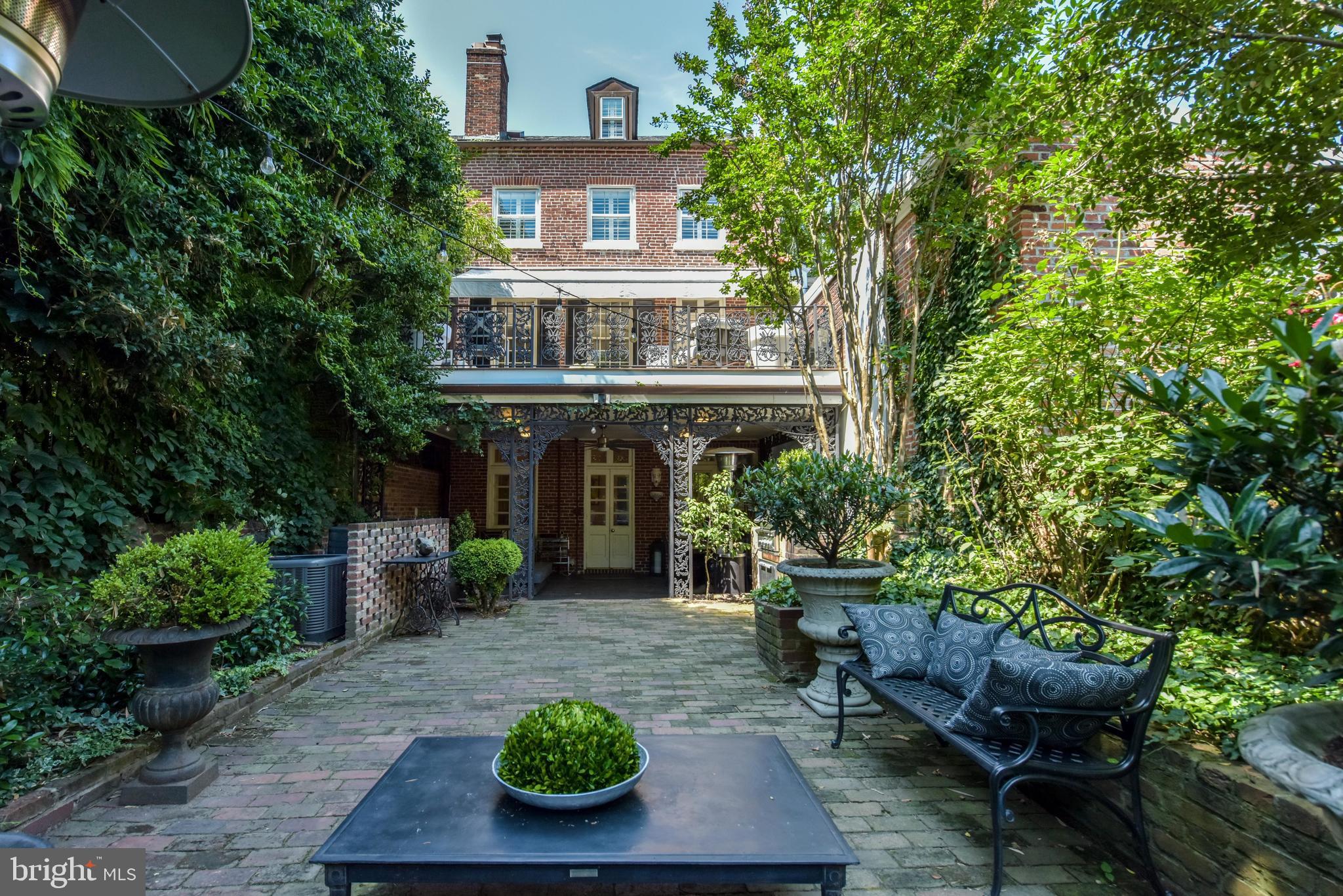 OLD TOWN - Residential