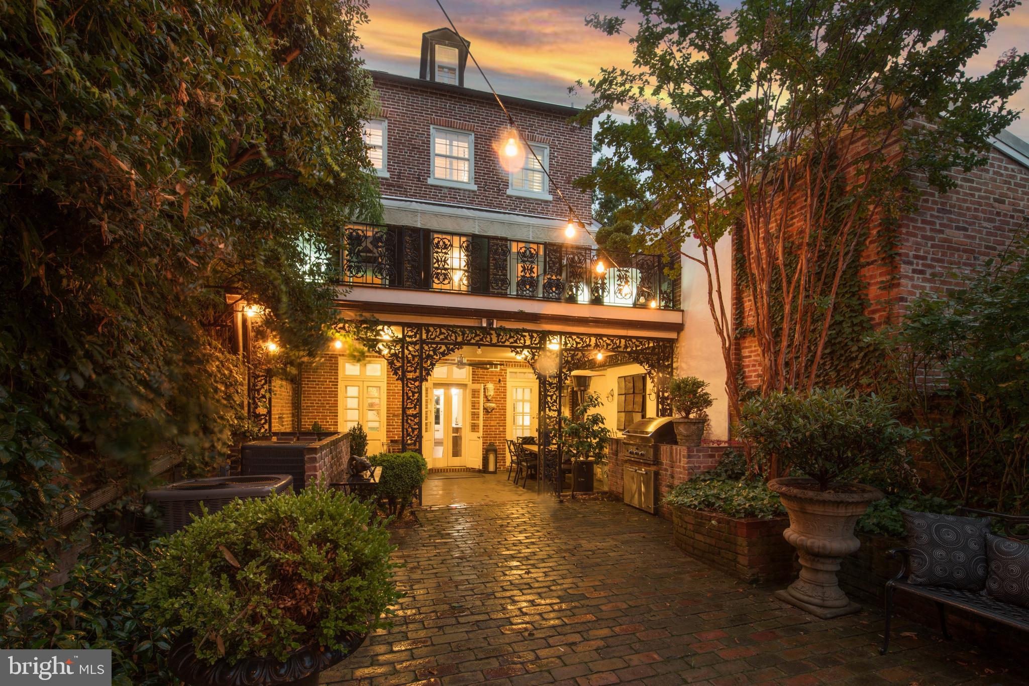 OLD TOWN - Residential