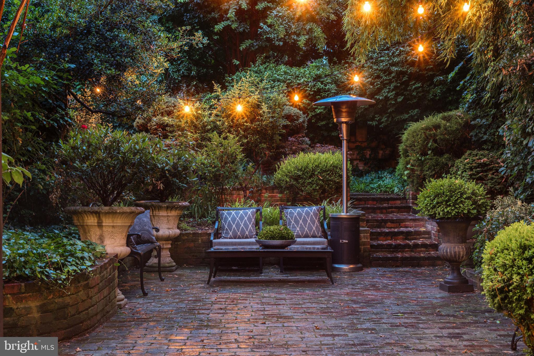 OLD TOWN - Residential