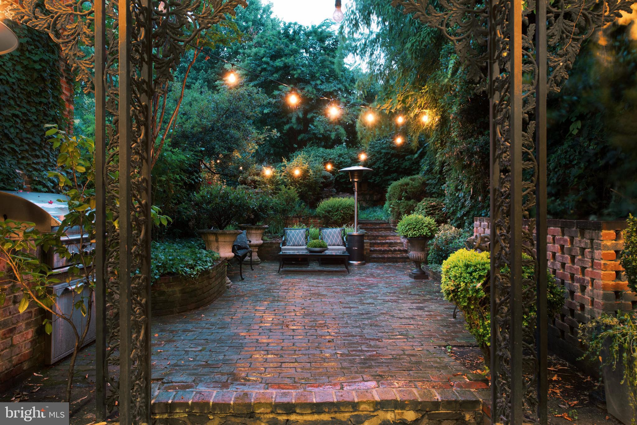 OLD TOWN - Residential