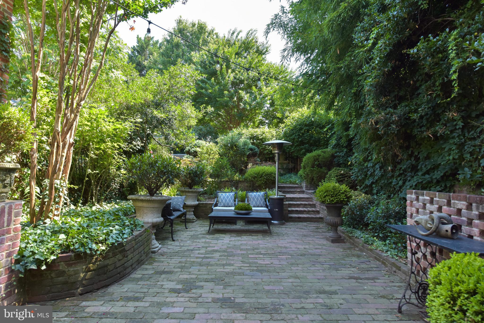 OLD TOWN - Residential