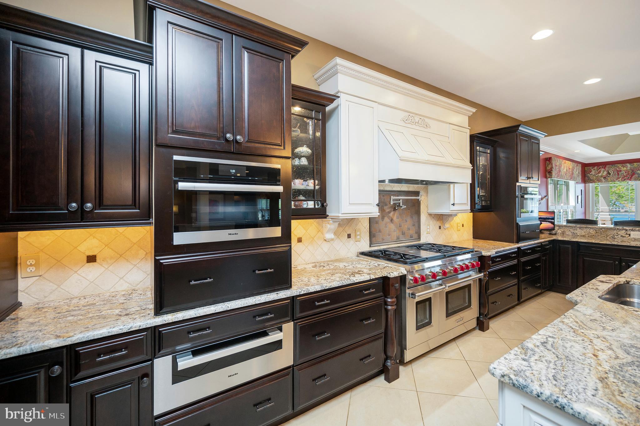 LAKE OF THE WOODS - Residential