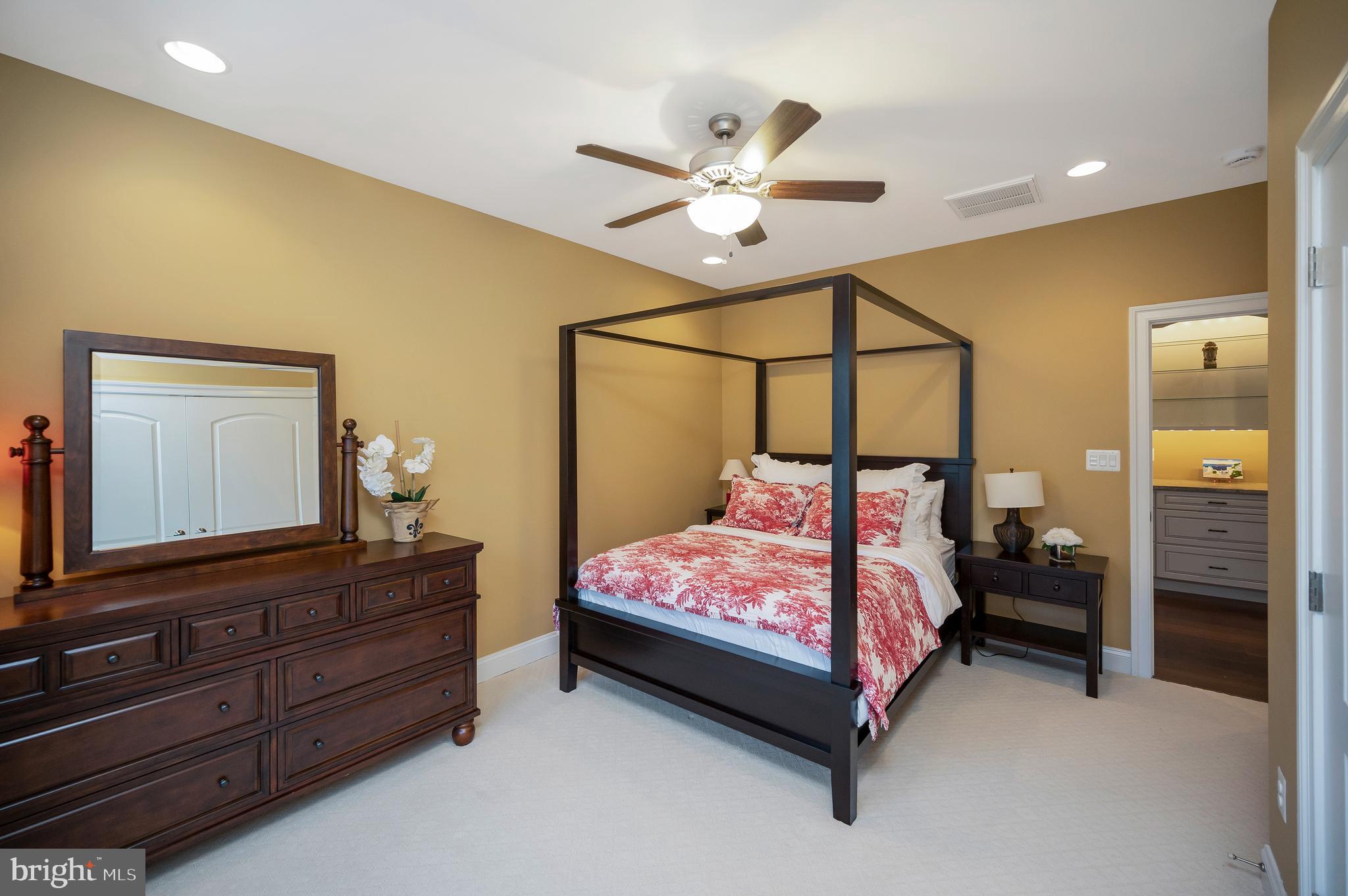 LAKE OF THE WOODS - Residential