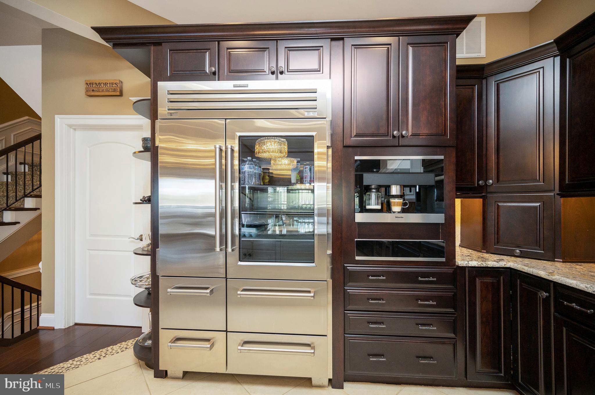 LAKE OF THE WOODS - Residential