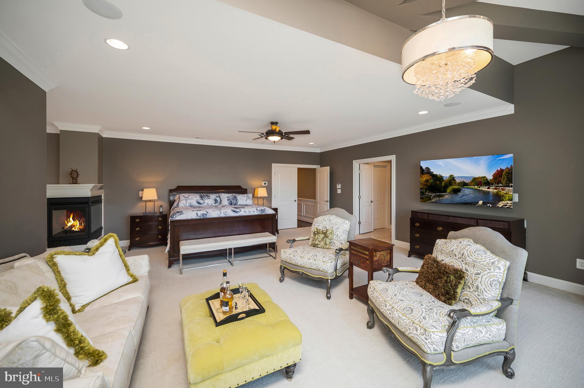 LAKE OF THE WOODS - Residential