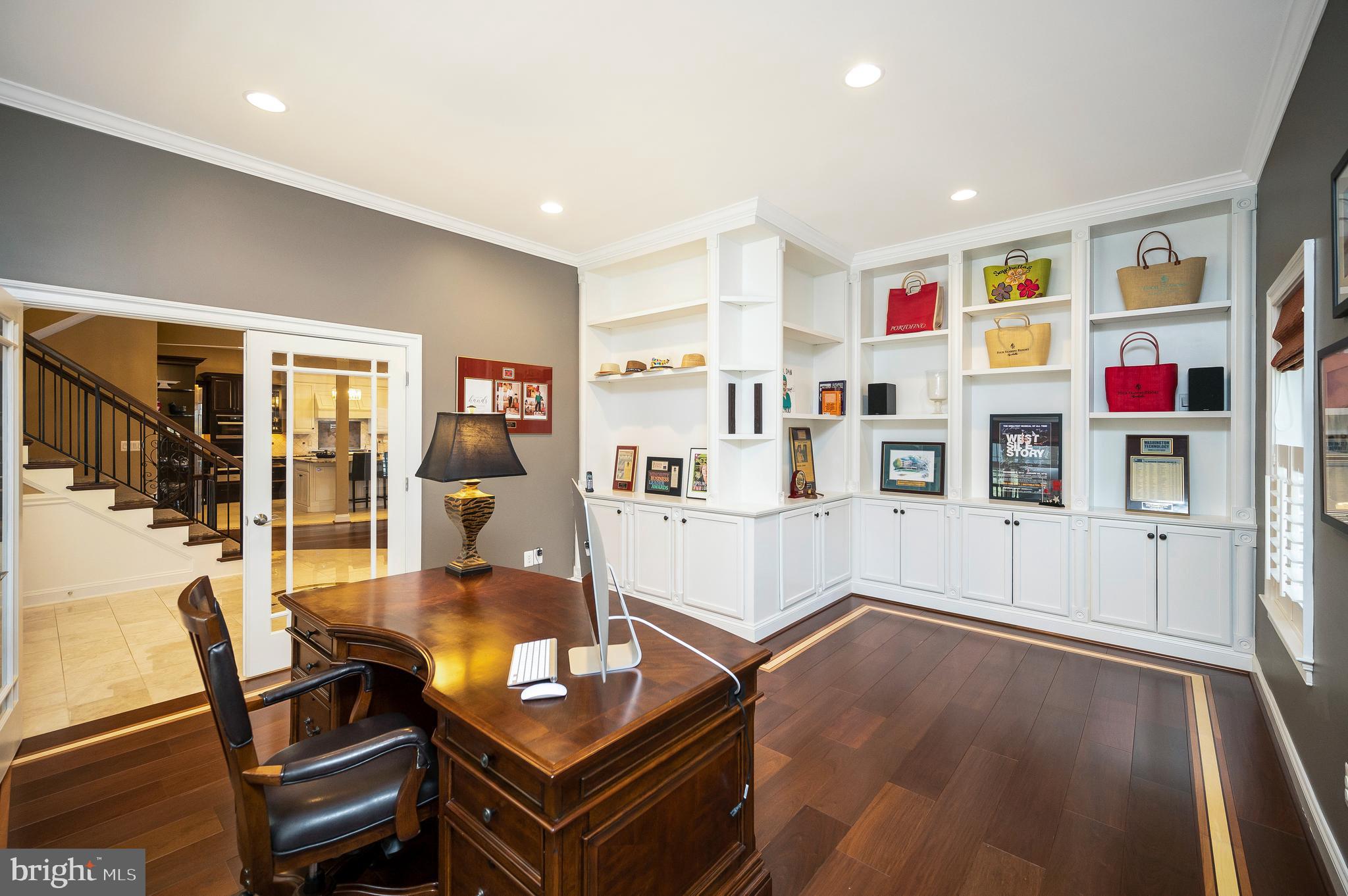 LAKE OF THE WOODS - Residential