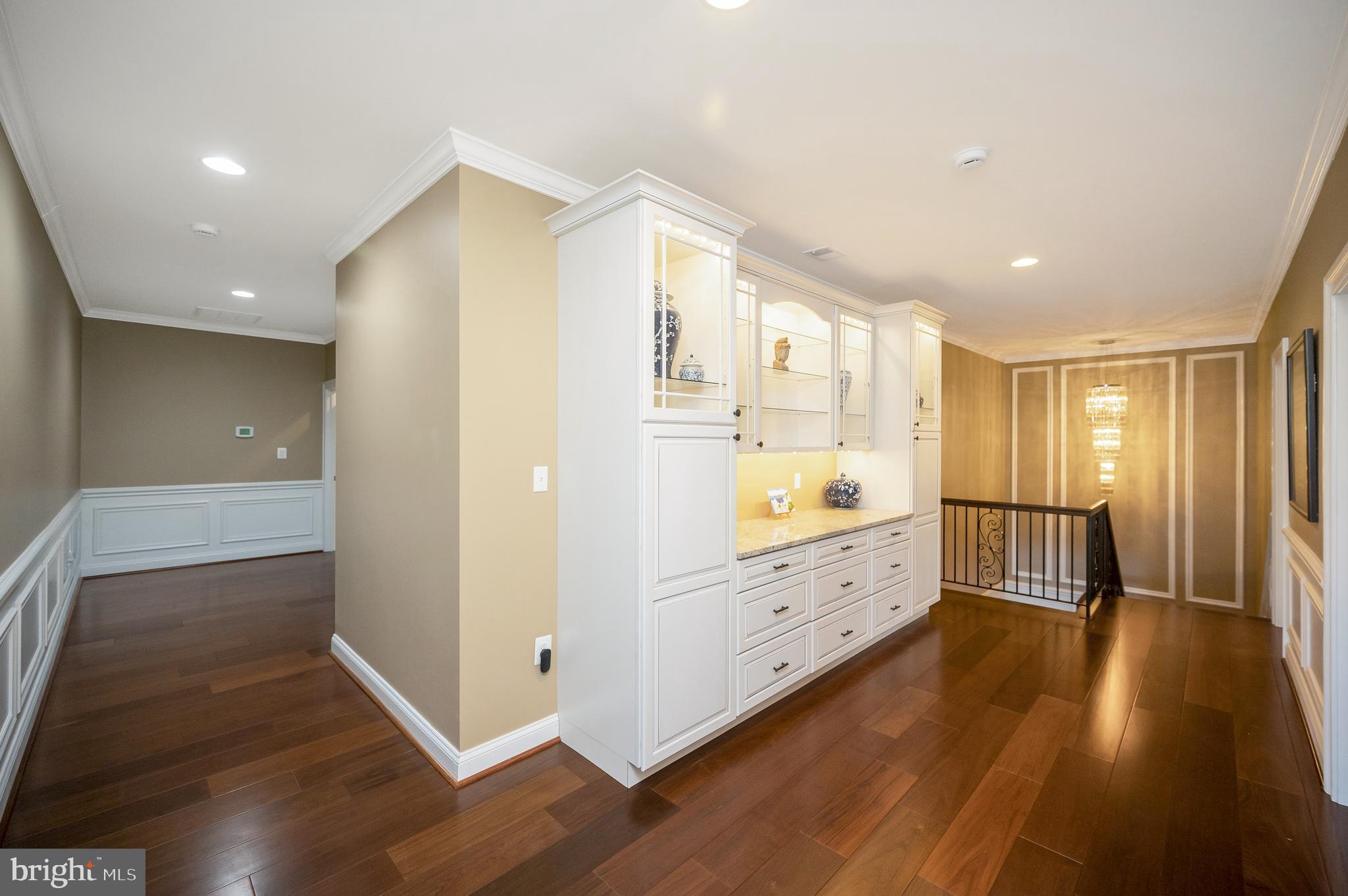 LAKE OF THE WOODS - Residential