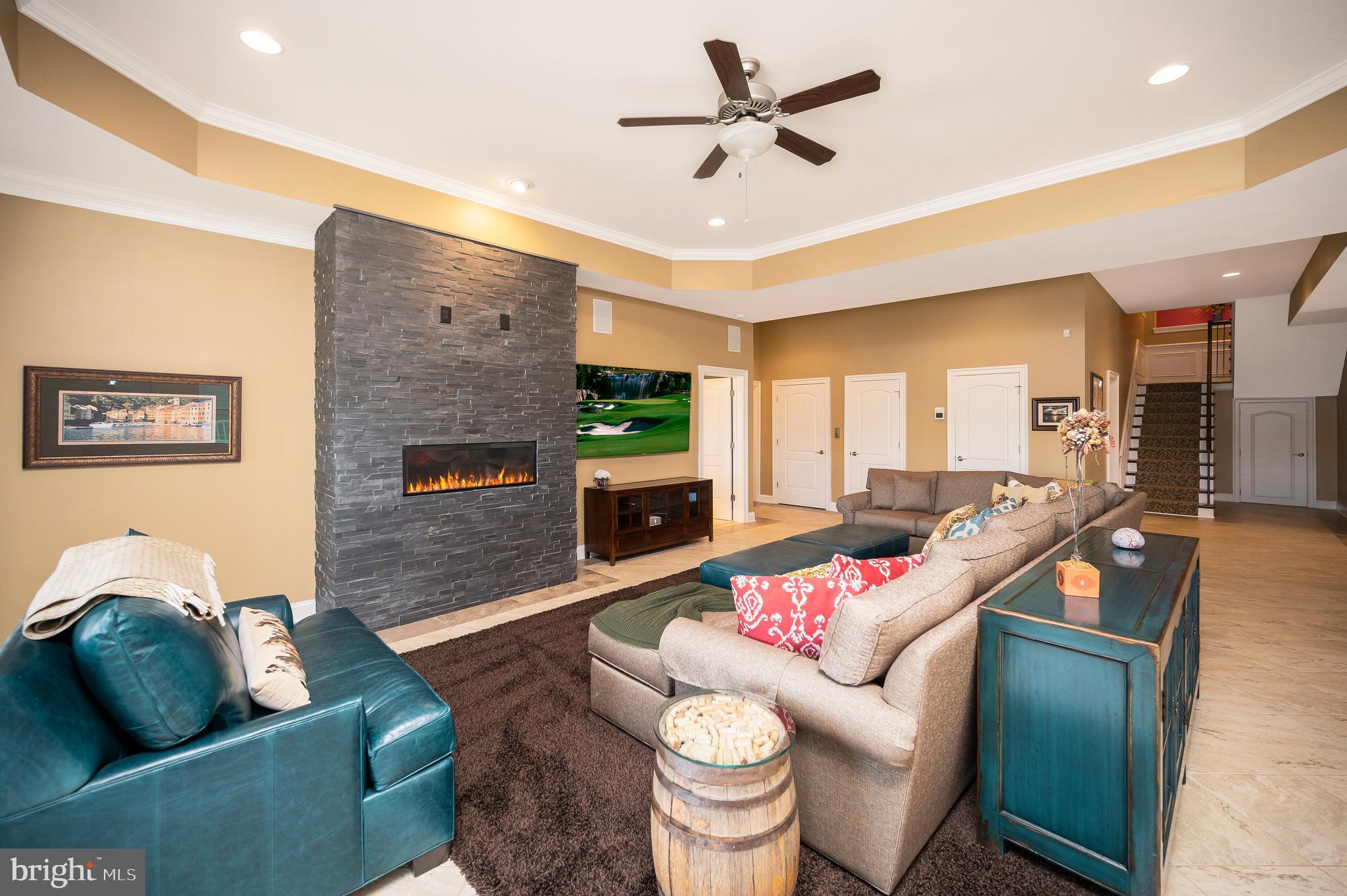 LAKE OF THE WOODS - Residential