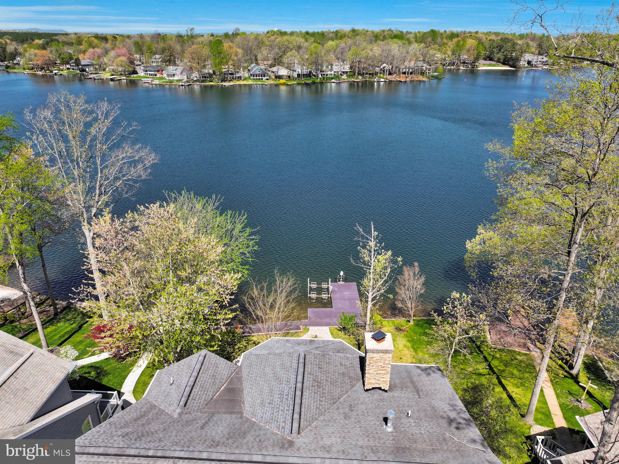 LAKE OF THE WOODS - Residential