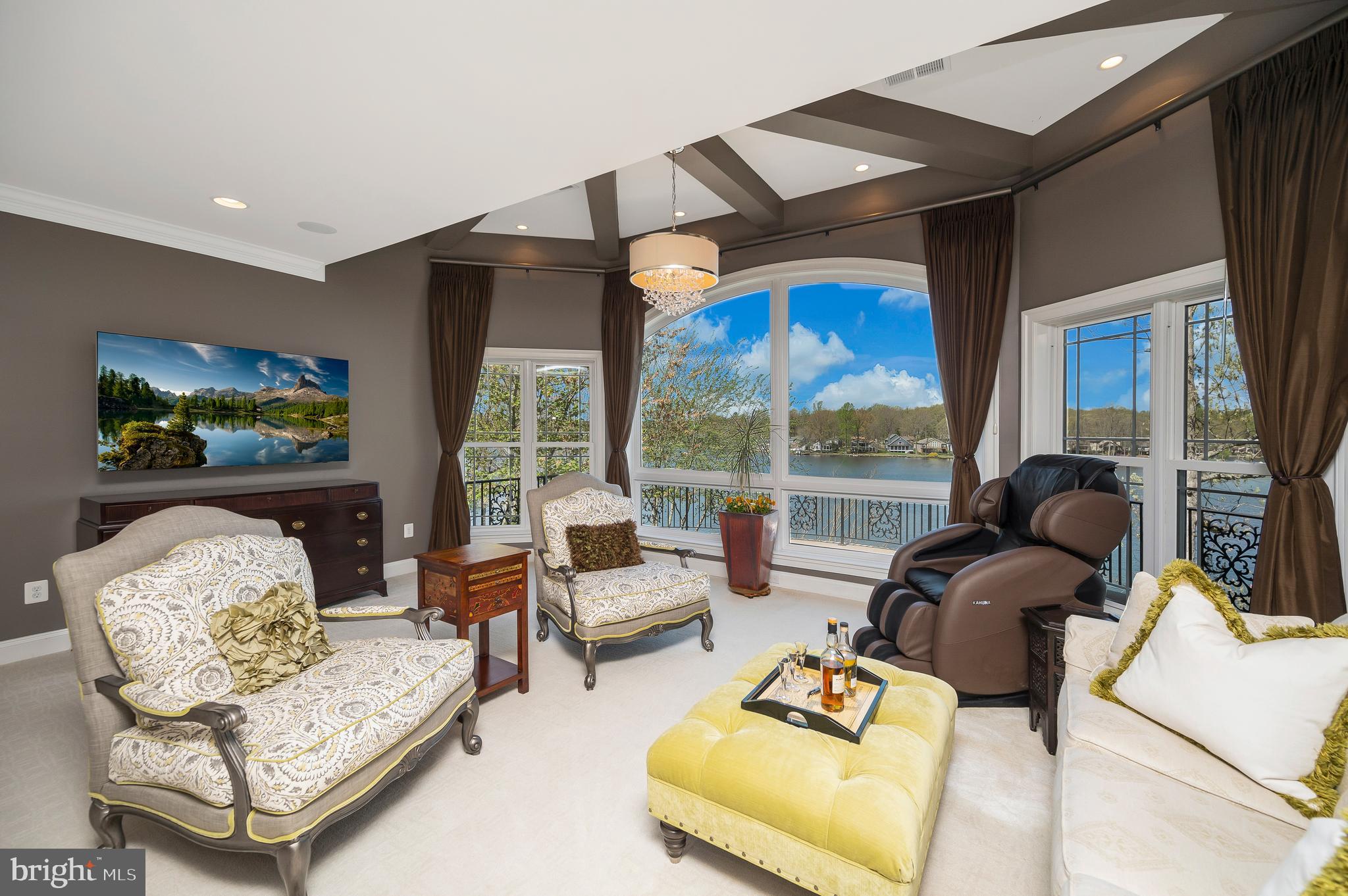 LAKE OF THE WOODS - Residential