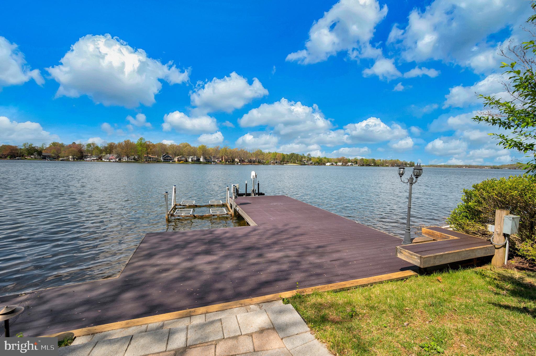 LAKE OF THE WOODS - Residential