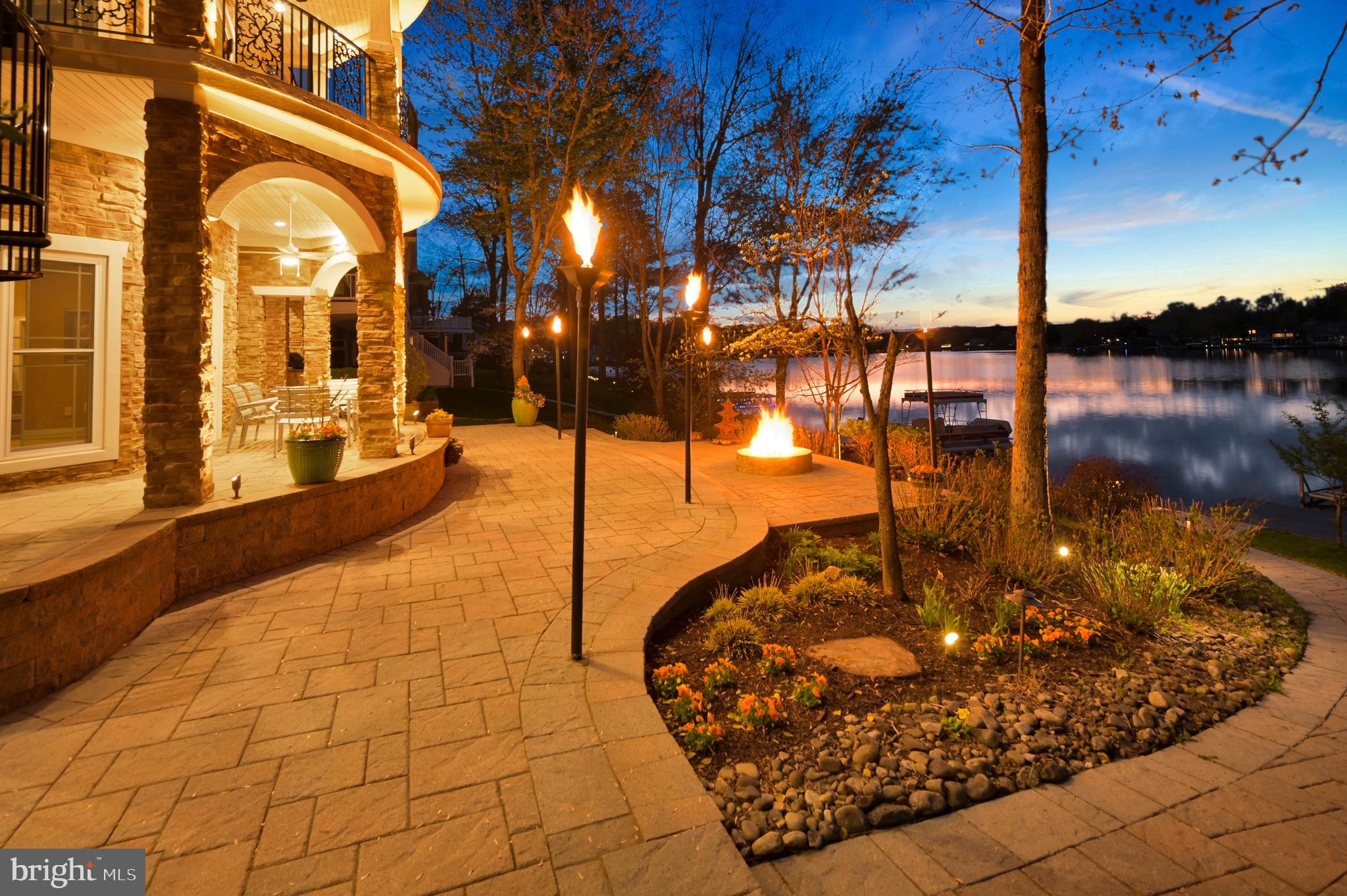 LAKE OF THE WOODS - Residential