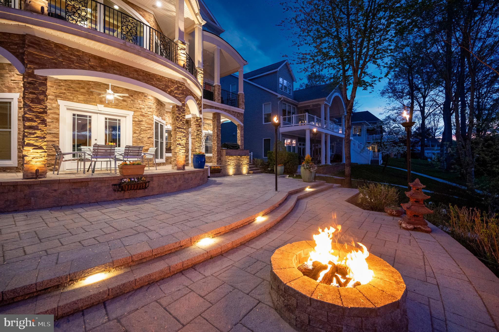 LAKE OF THE WOODS - Residential