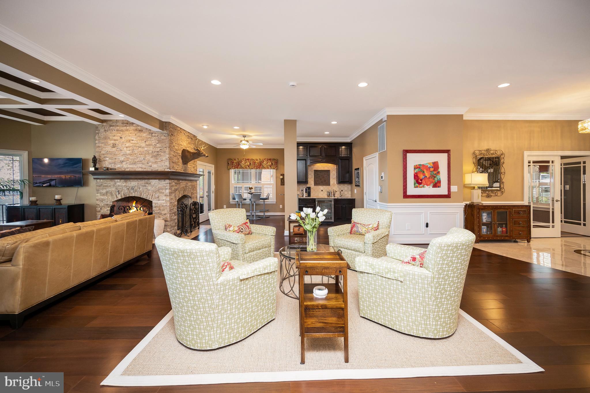 LAKE OF THE WOODS - Residential