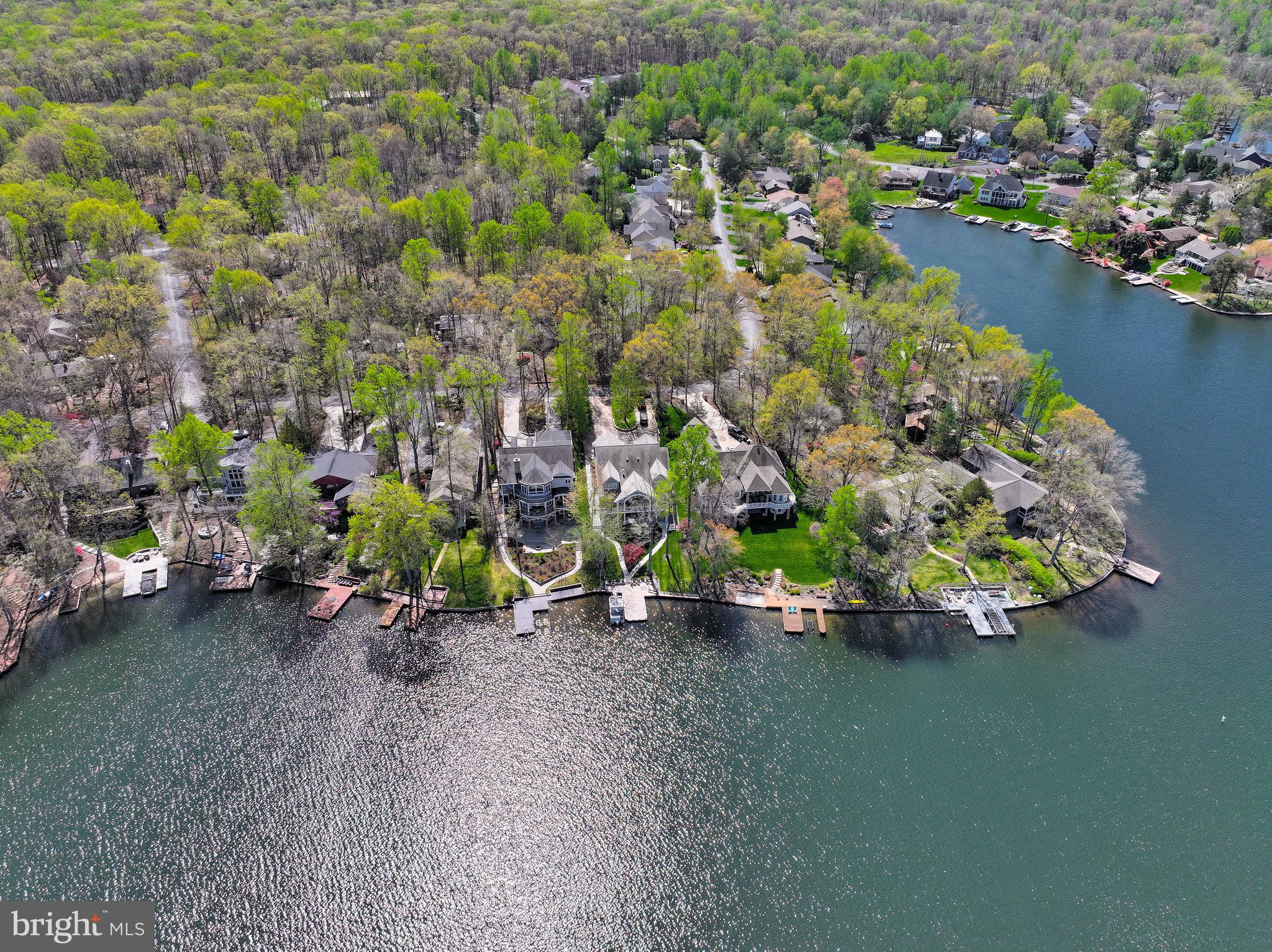 LAKE OF THE WOODS - Residential