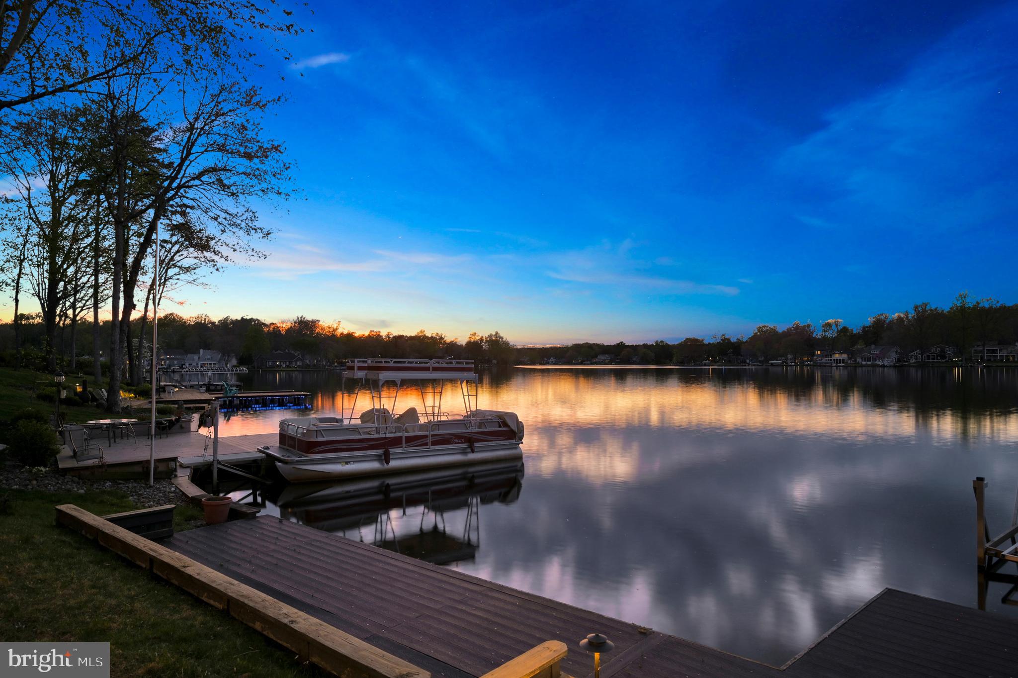 LAKE OF THE WOODS - Residential