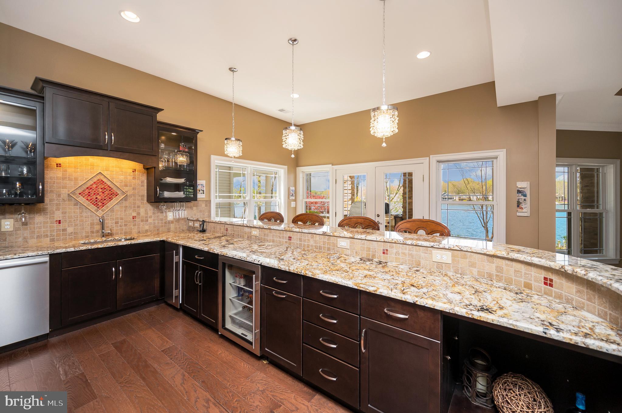 LAKE OF THE WOODS - Residential