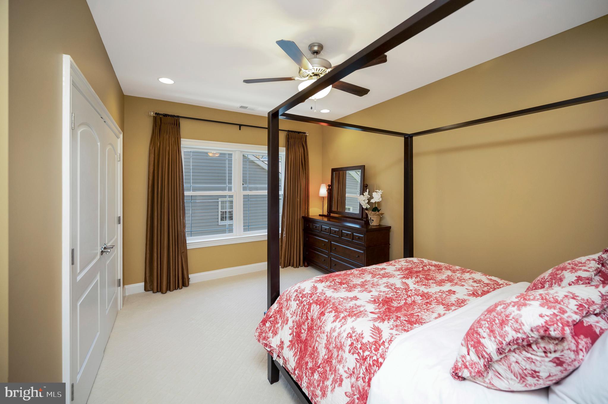 LAKE OF THE WOODS - Residential