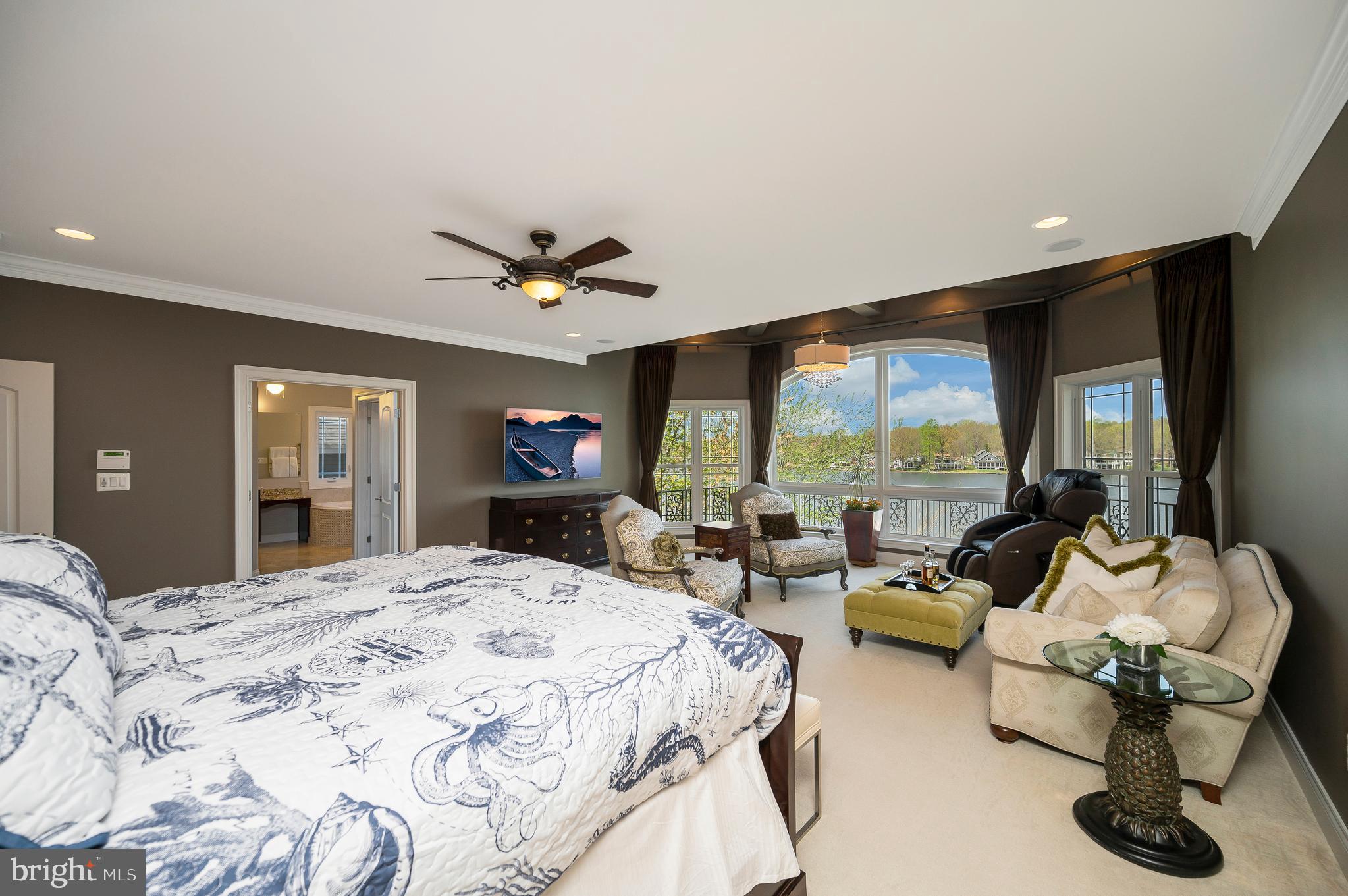 LAKE OF THE WOODS - Residential