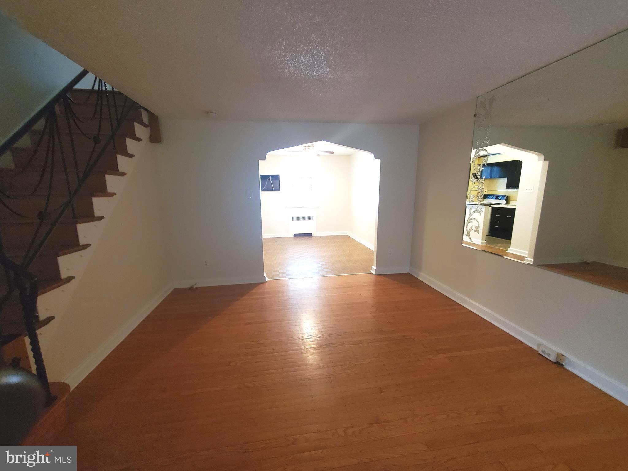 MAYFAIR - Residential Lease