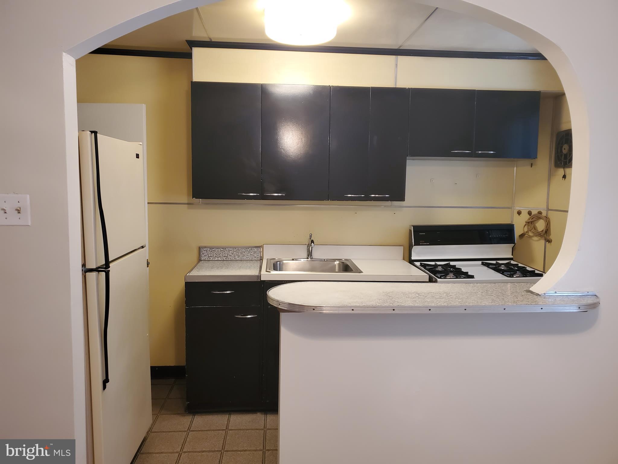 MAYFAIR - Residential Lease