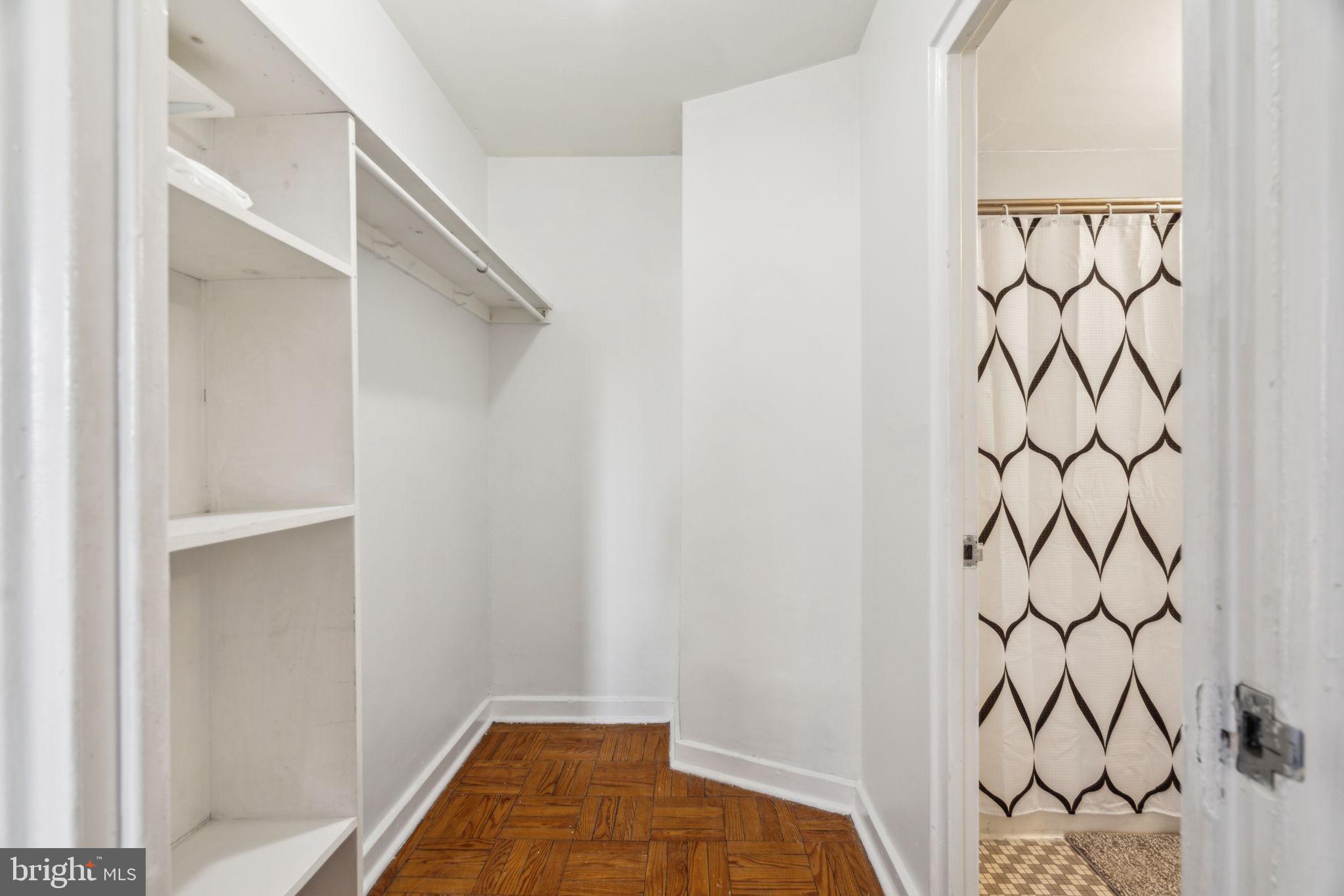 ART MUSEUM AREA - Residential