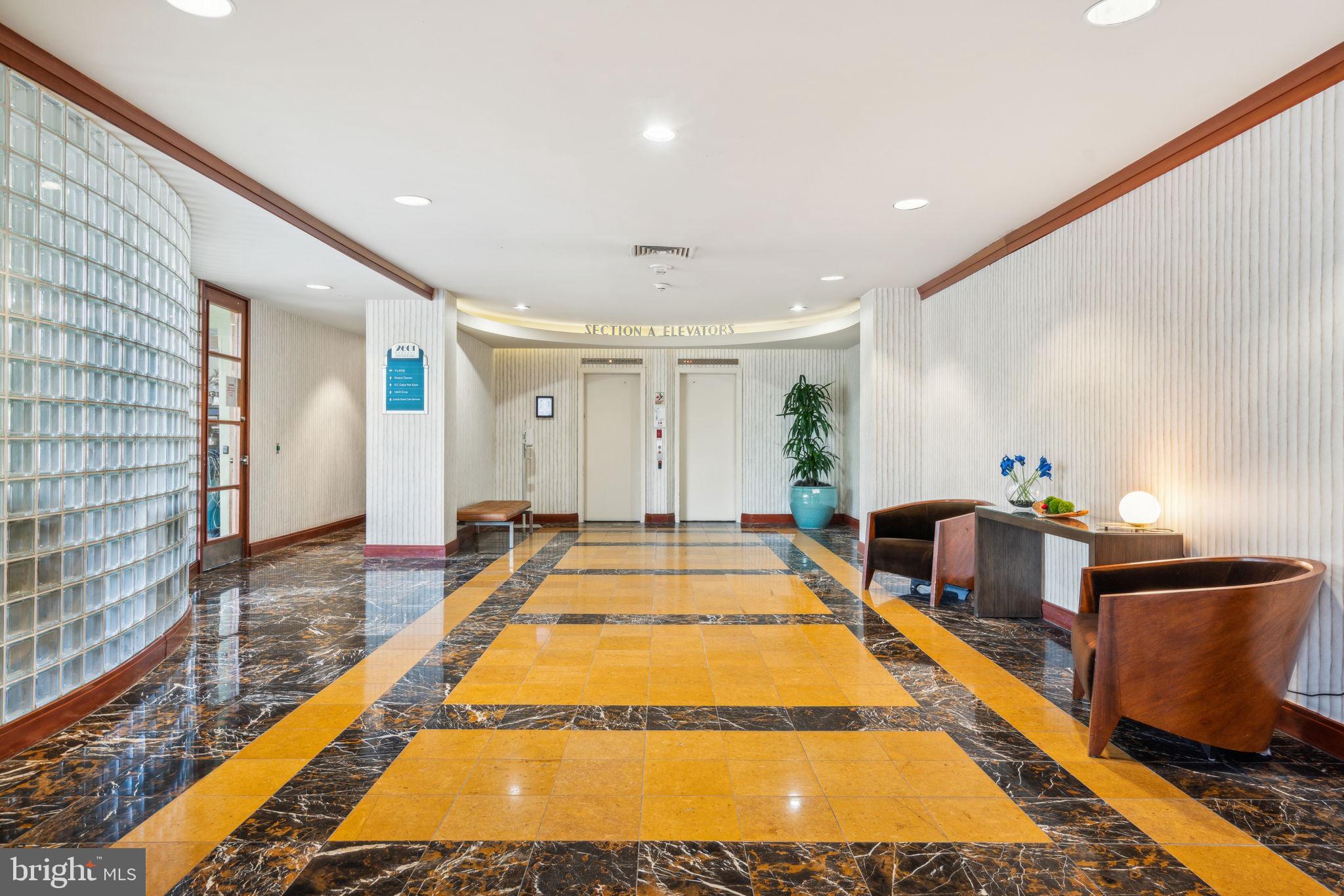 ART MUSEUM AREA - Residential