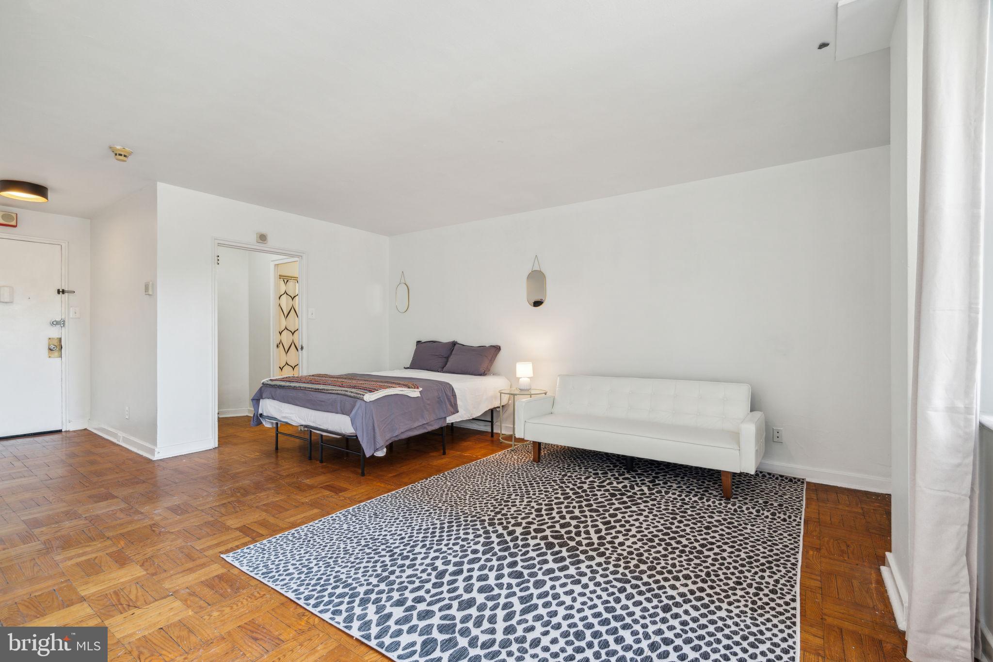 ART MUSEUM AREA - Residential