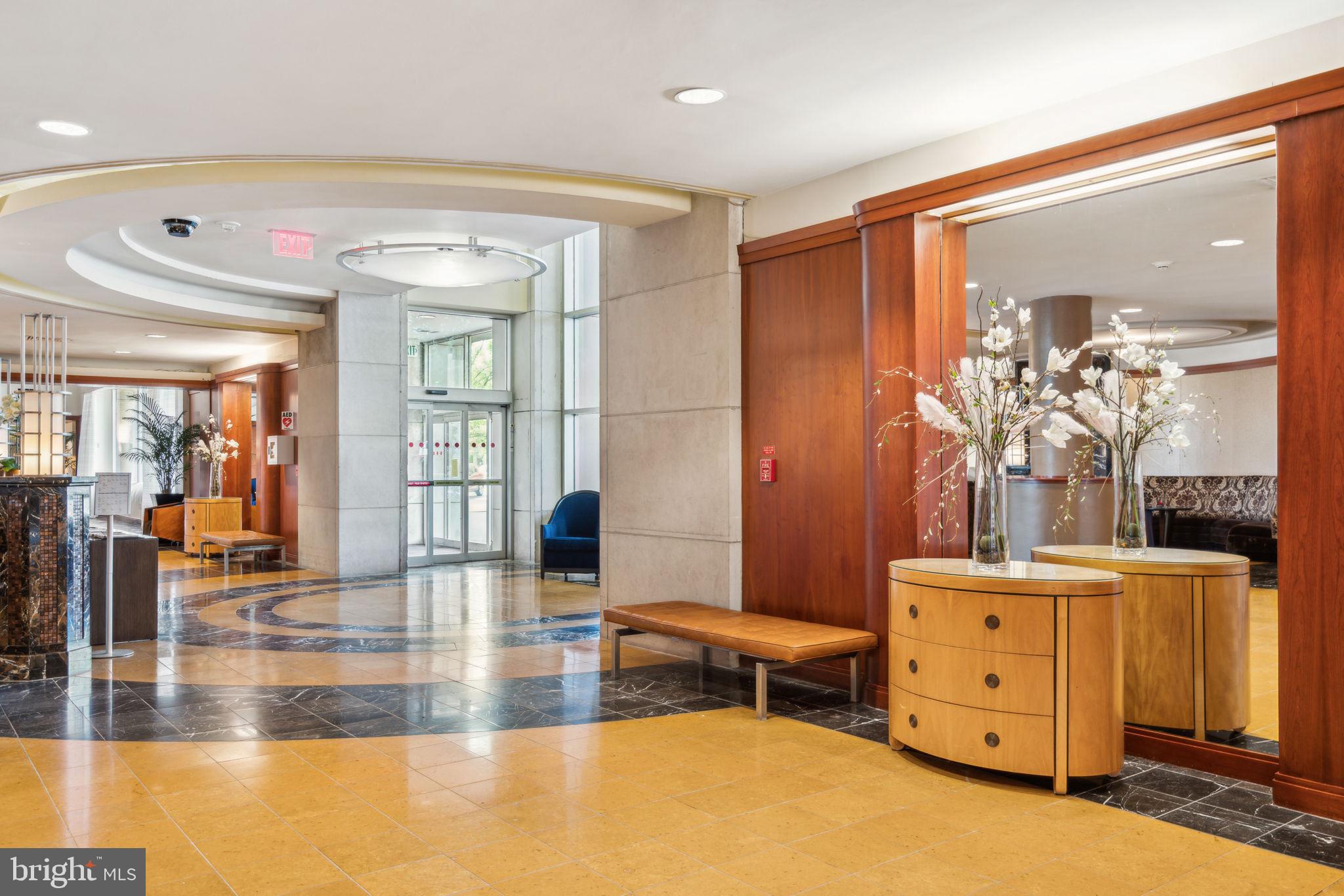 ART MUSEUM AREA - Residential