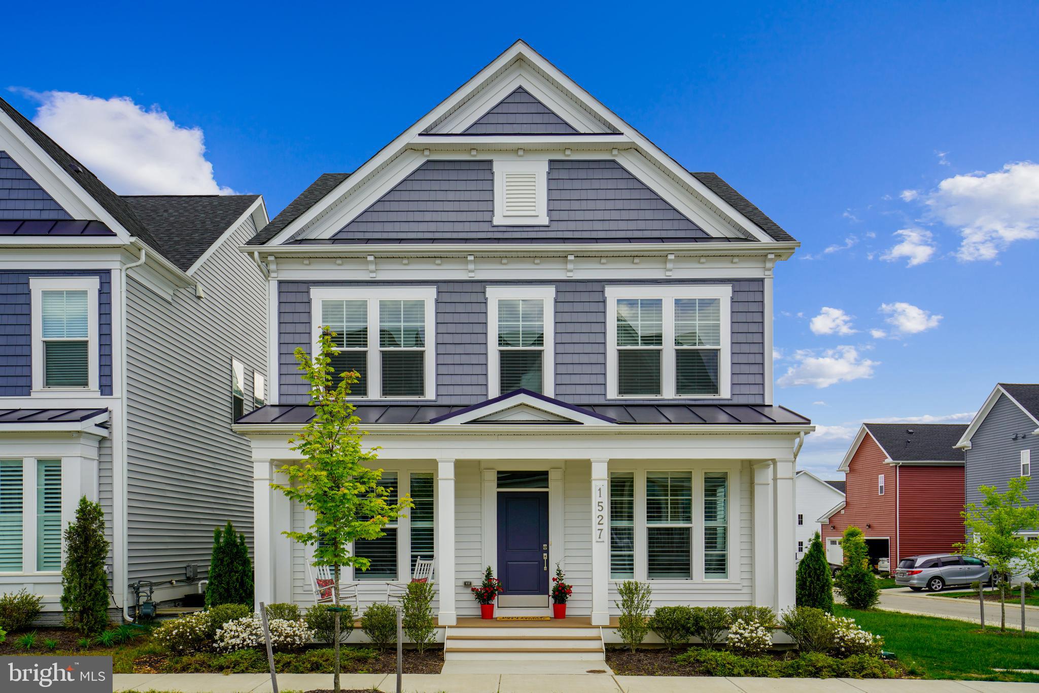 TWO RIVERS - Residential