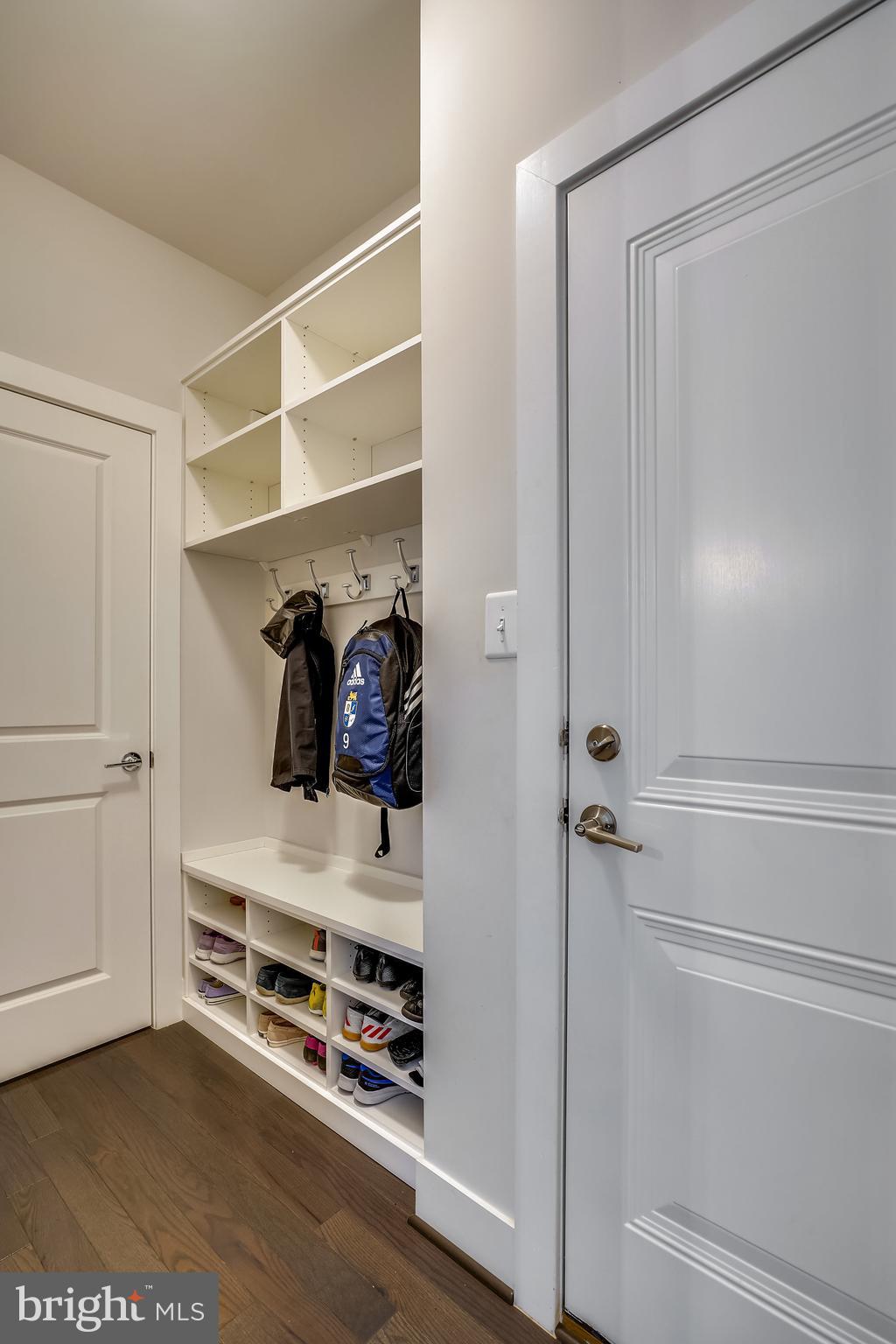 TWO RIVERS - Residential