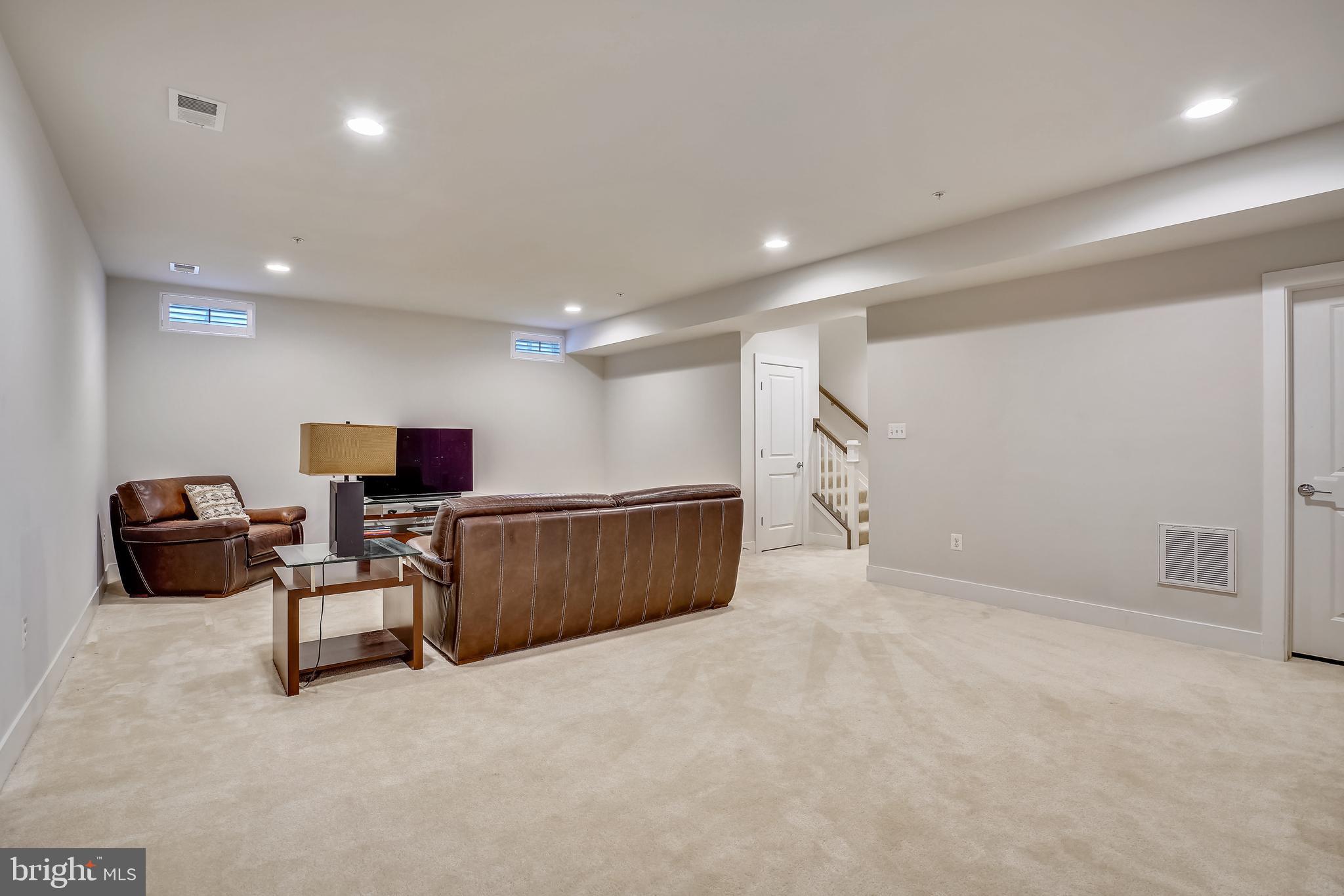 TWO RIVERS - Residential