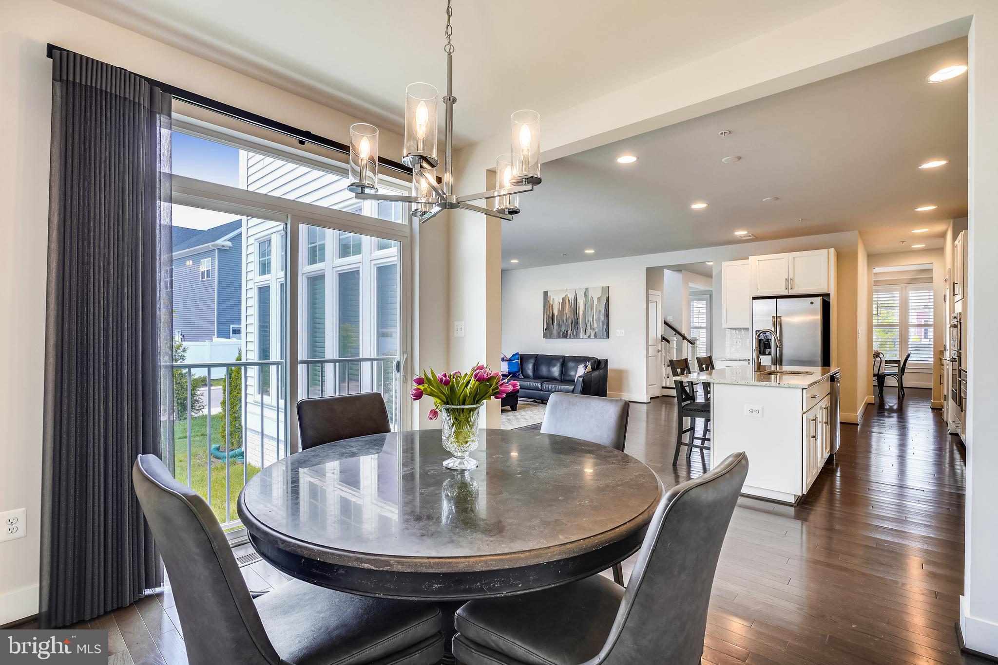 TWO RIVERS - Residential