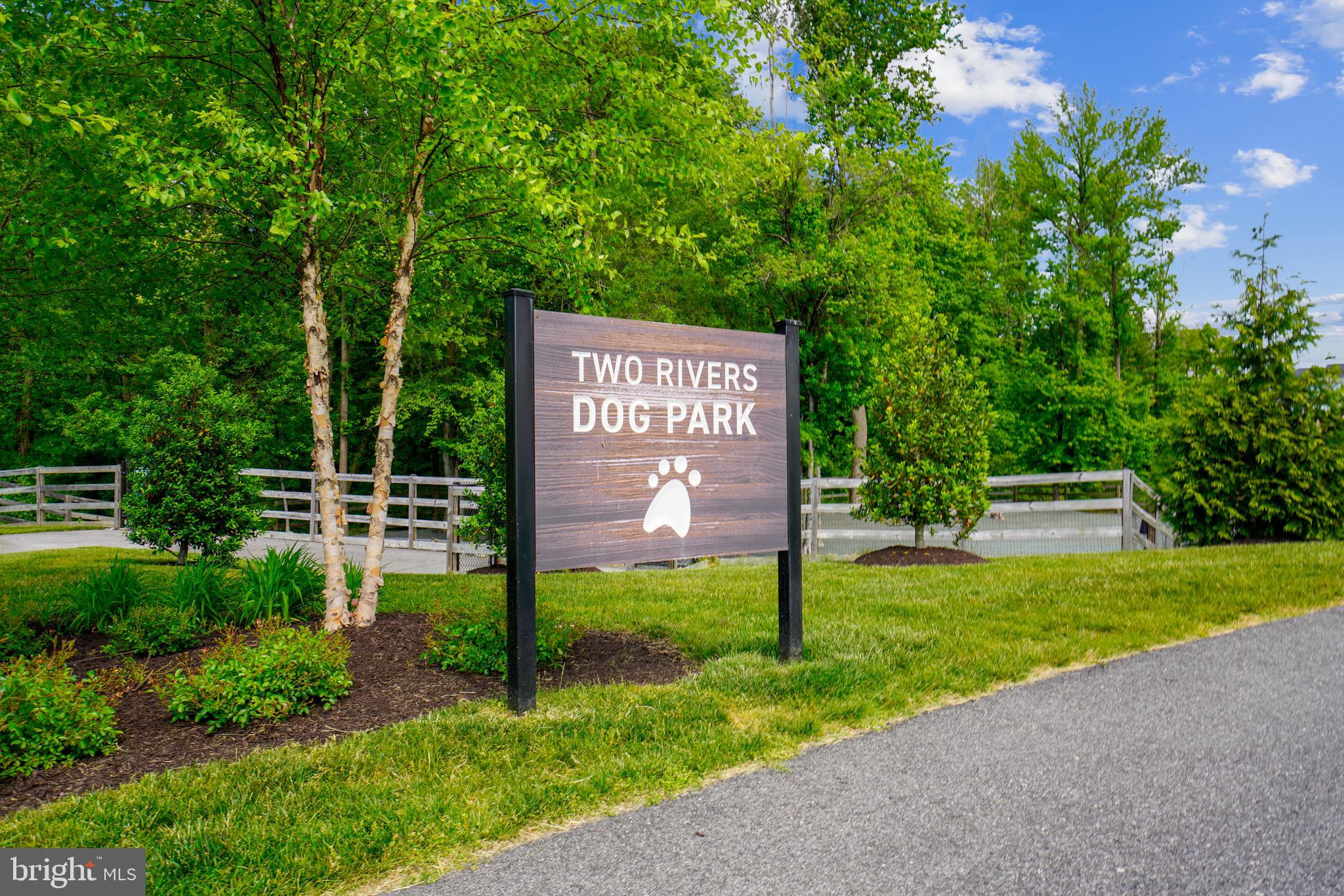 TWO RIVERS - Residential