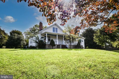 3905 BRADDOCK ROAD ALEXANDRIA VA 22312