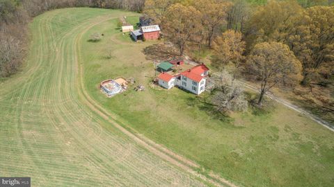 Homes For Sale - 23205 Carneal Lane<br/> Caroline County, RUTHER GLEN, VA 22546