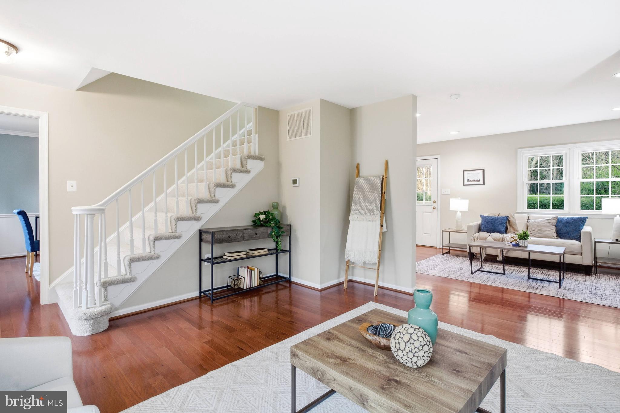 BURKE CENTRE - Residential